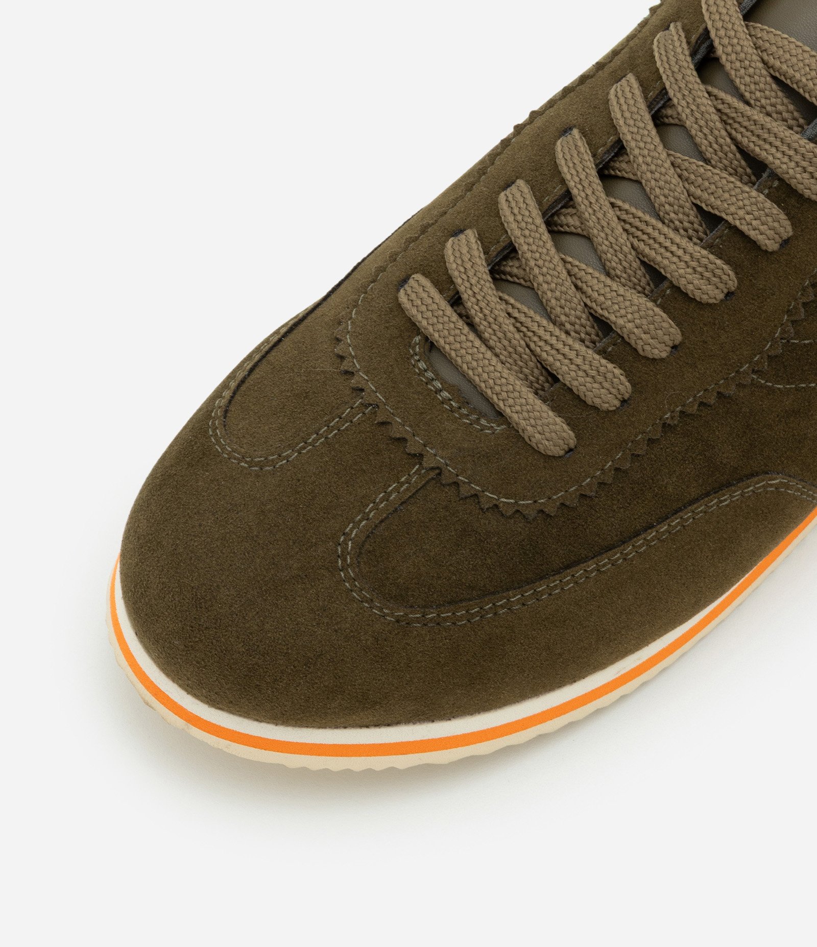 Tênis Retrô Sintético com Recortes Efeito Camurça Verde 4