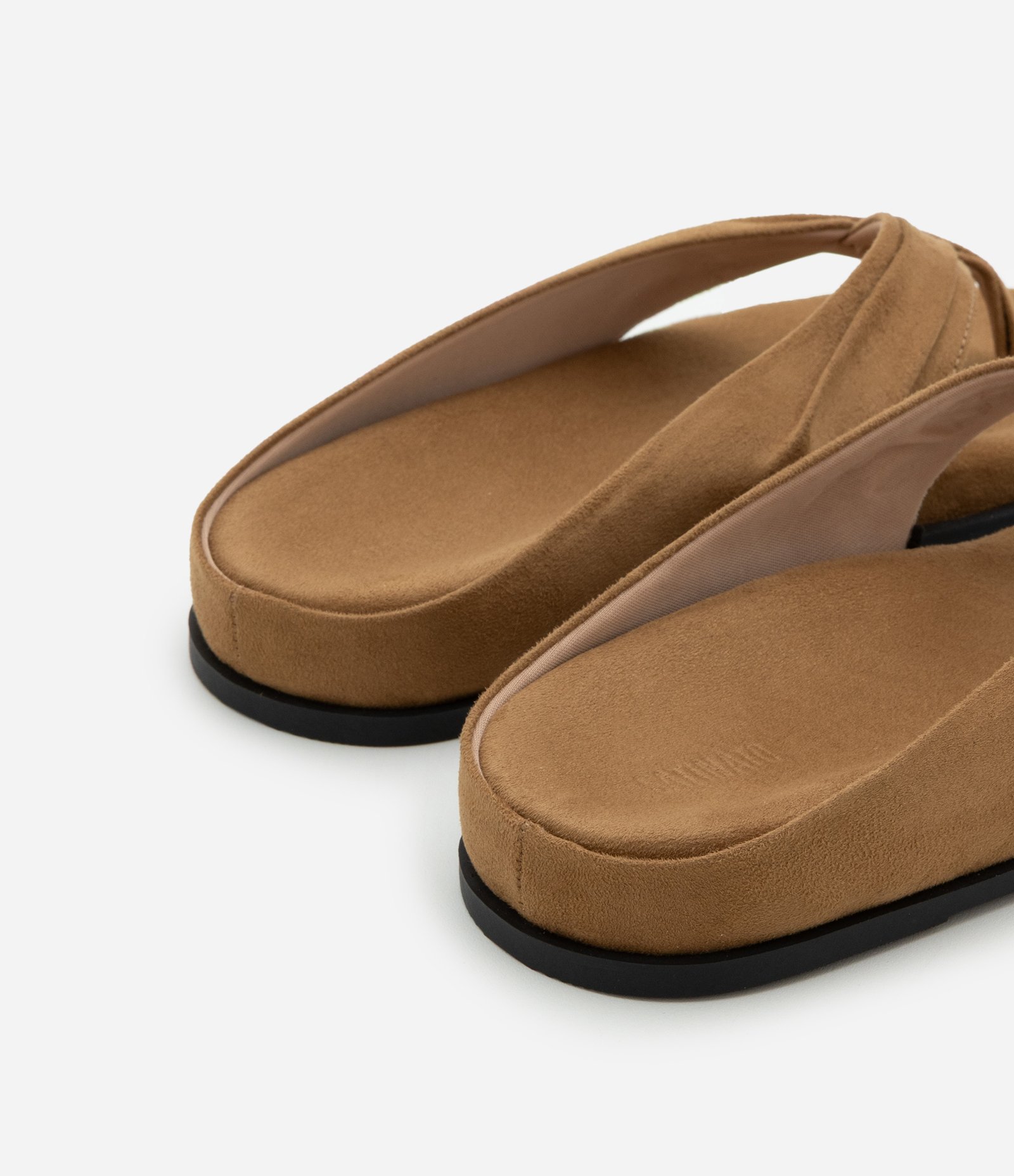 Sandália Rasteira Sport com Cabedal Enrugado Marrom 4