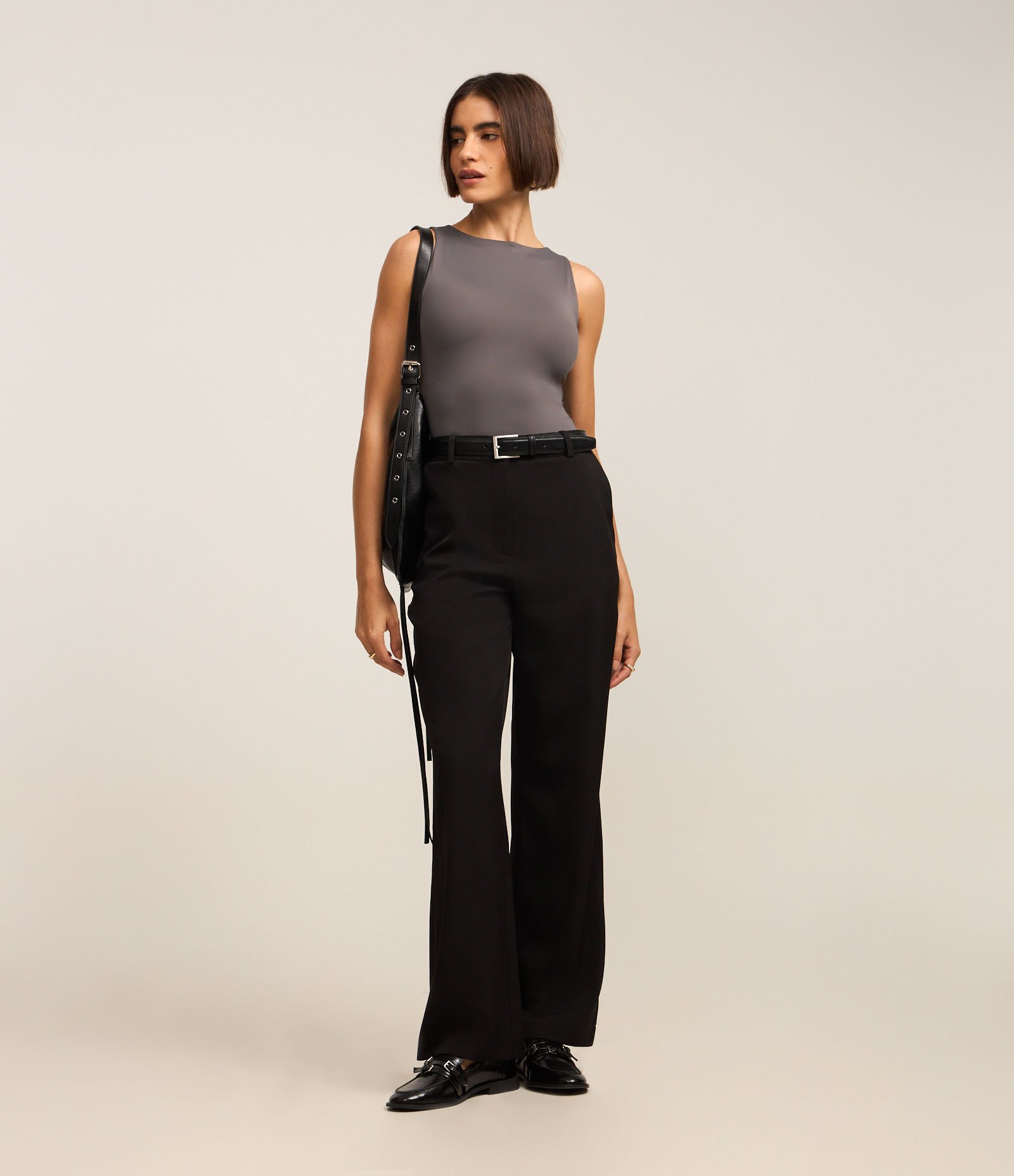 Body Básico em Poliamida com Gola Redonda Chumbo 2