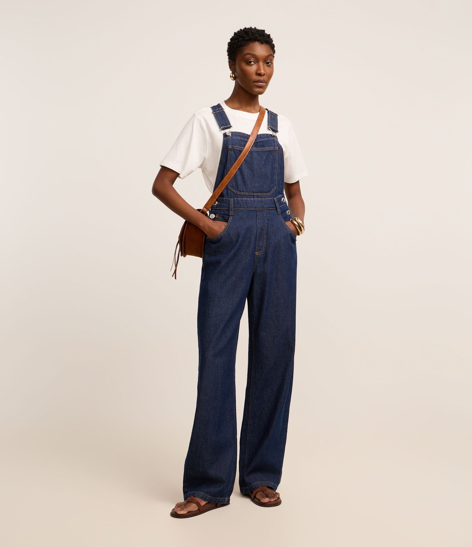 Jardineira Longa em Jeans com Botões Laterais Azul 2