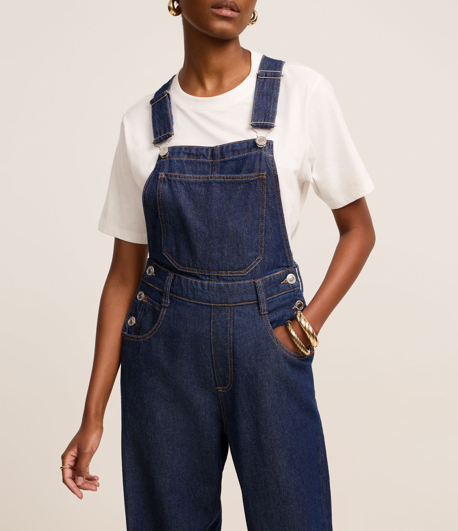 Jardineira Longa em Jeans com Botões Laterais Azul 4