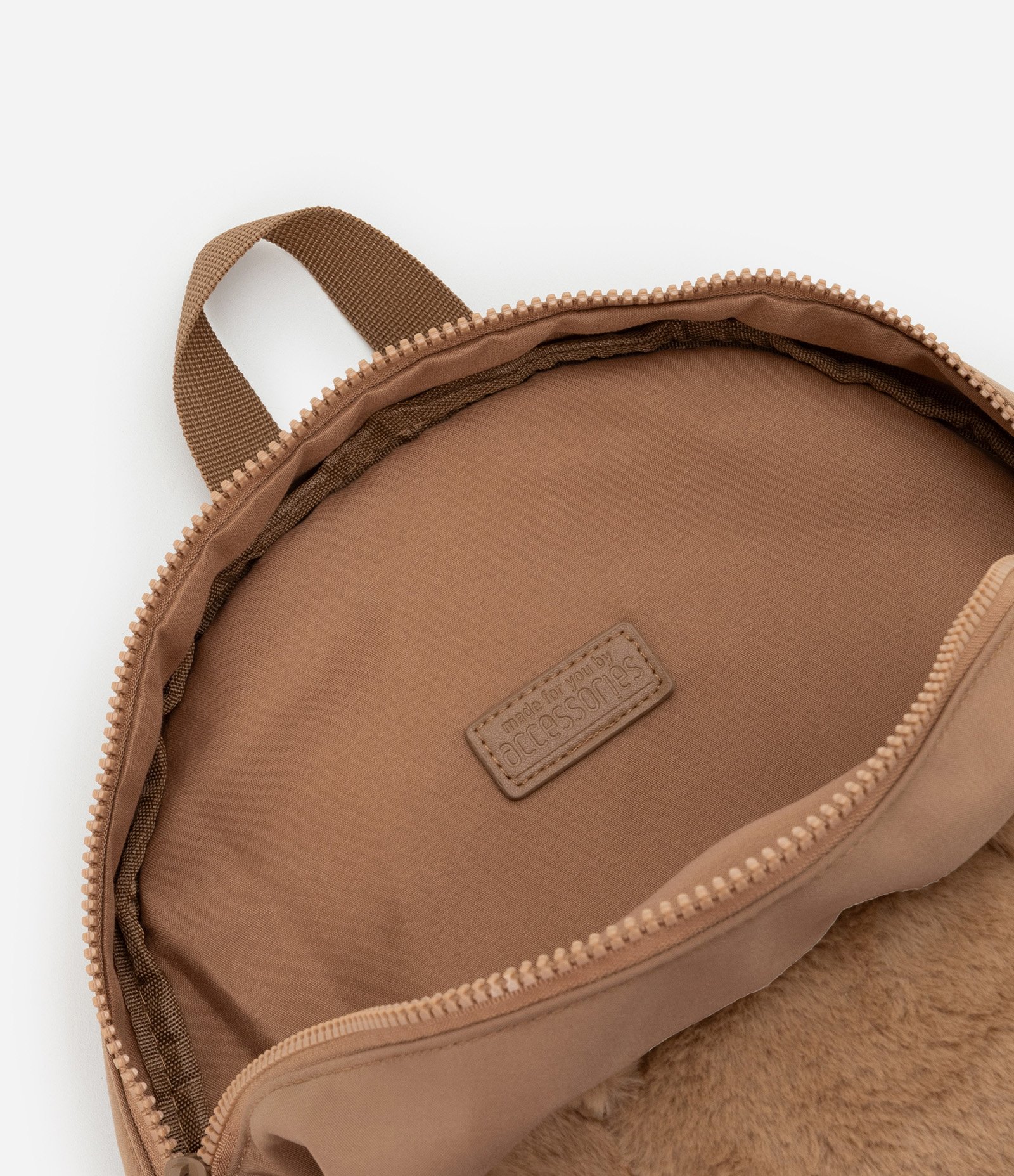 Mochila Infantil com Bordado de Capivara Interativo - Tam Único Marrom 3