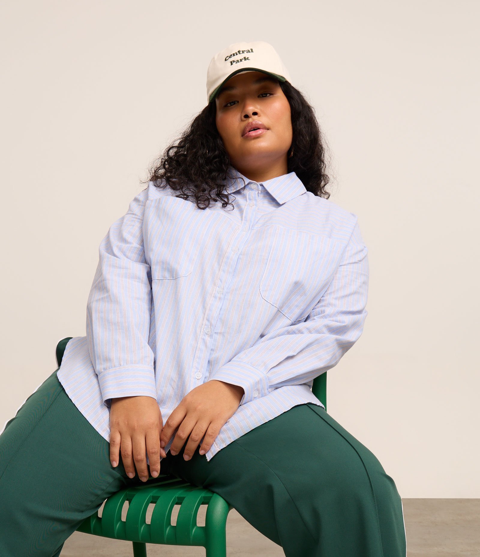 Camisa em Tricoline com Listras Curve & Plus Size Azul 2