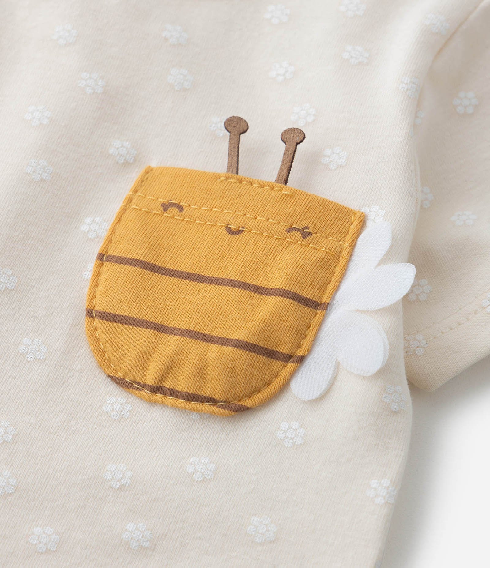 Body Infantil com Bolsinho e Estampa Abelhinha - Tam 0 a 18 meses Off White 6