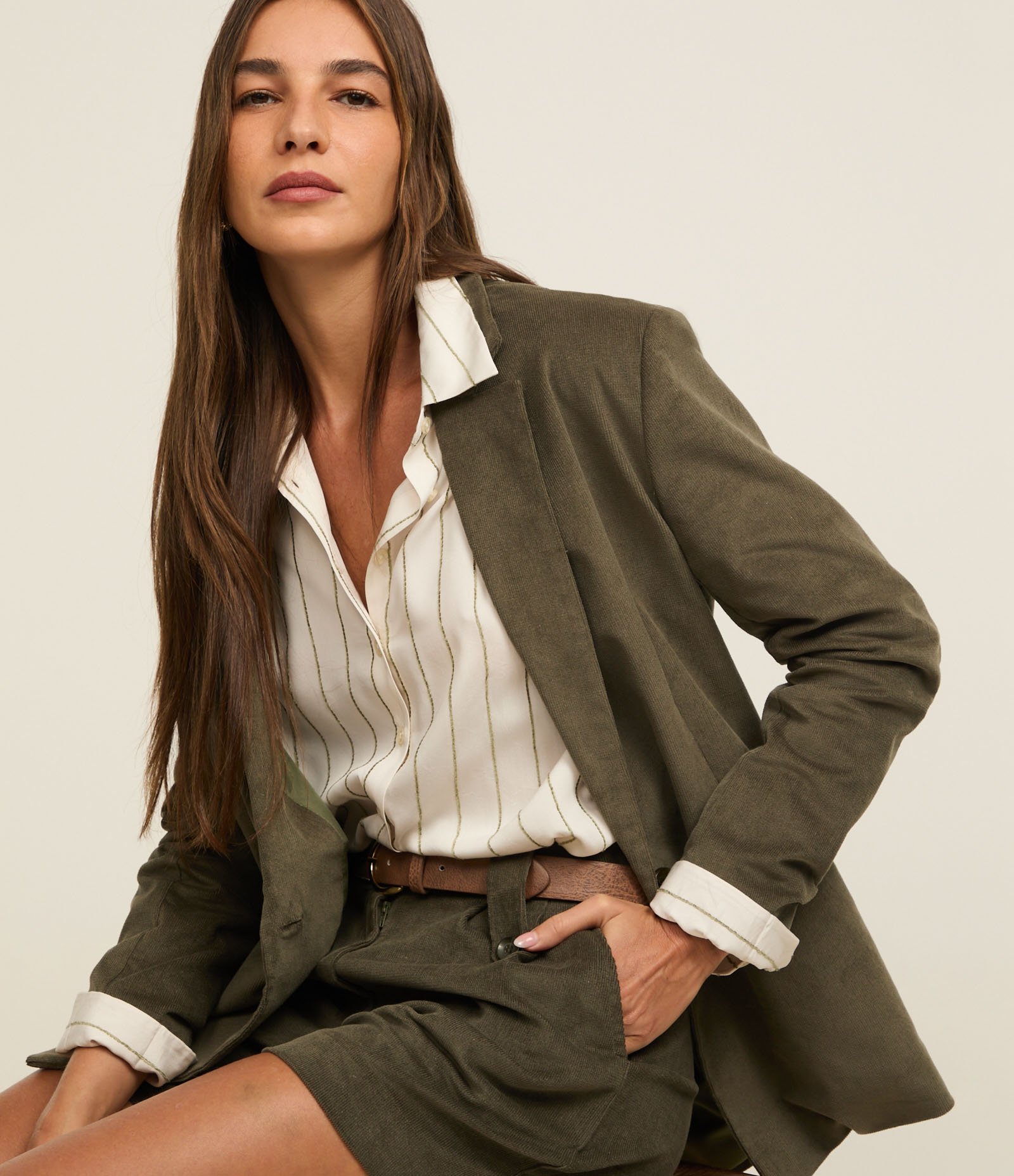 Blazer Oversized em Veludo com Botão Único Verde 6