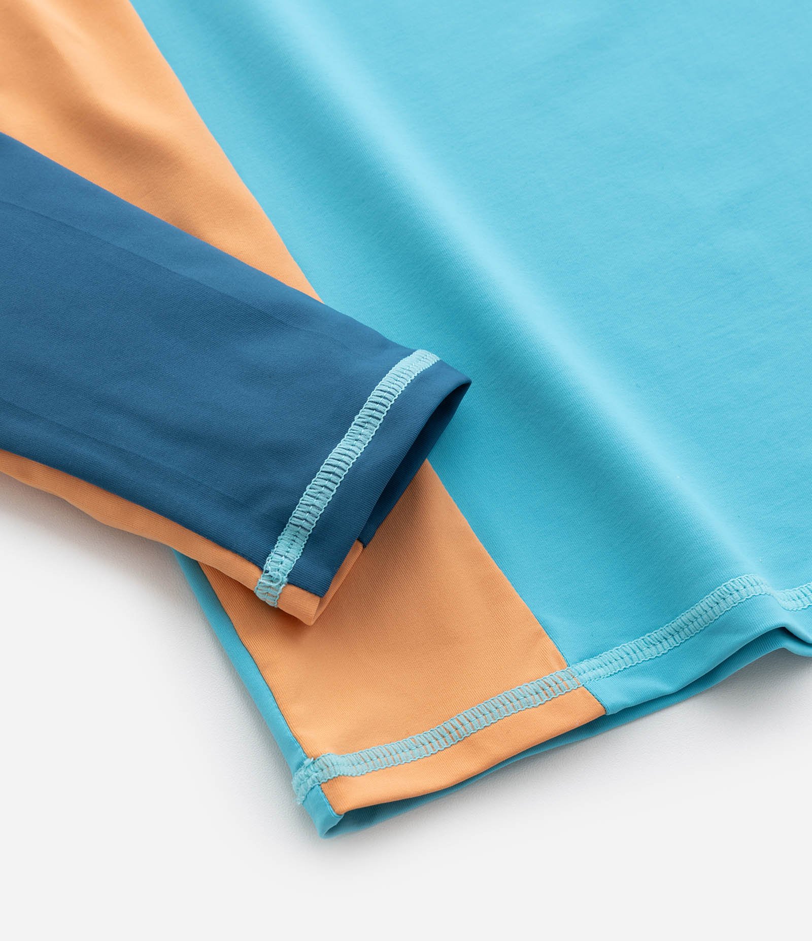 Camiseta Infantil com Proteção UV Estampa Adventure - Tam 5 a 14 Anos Azul 4