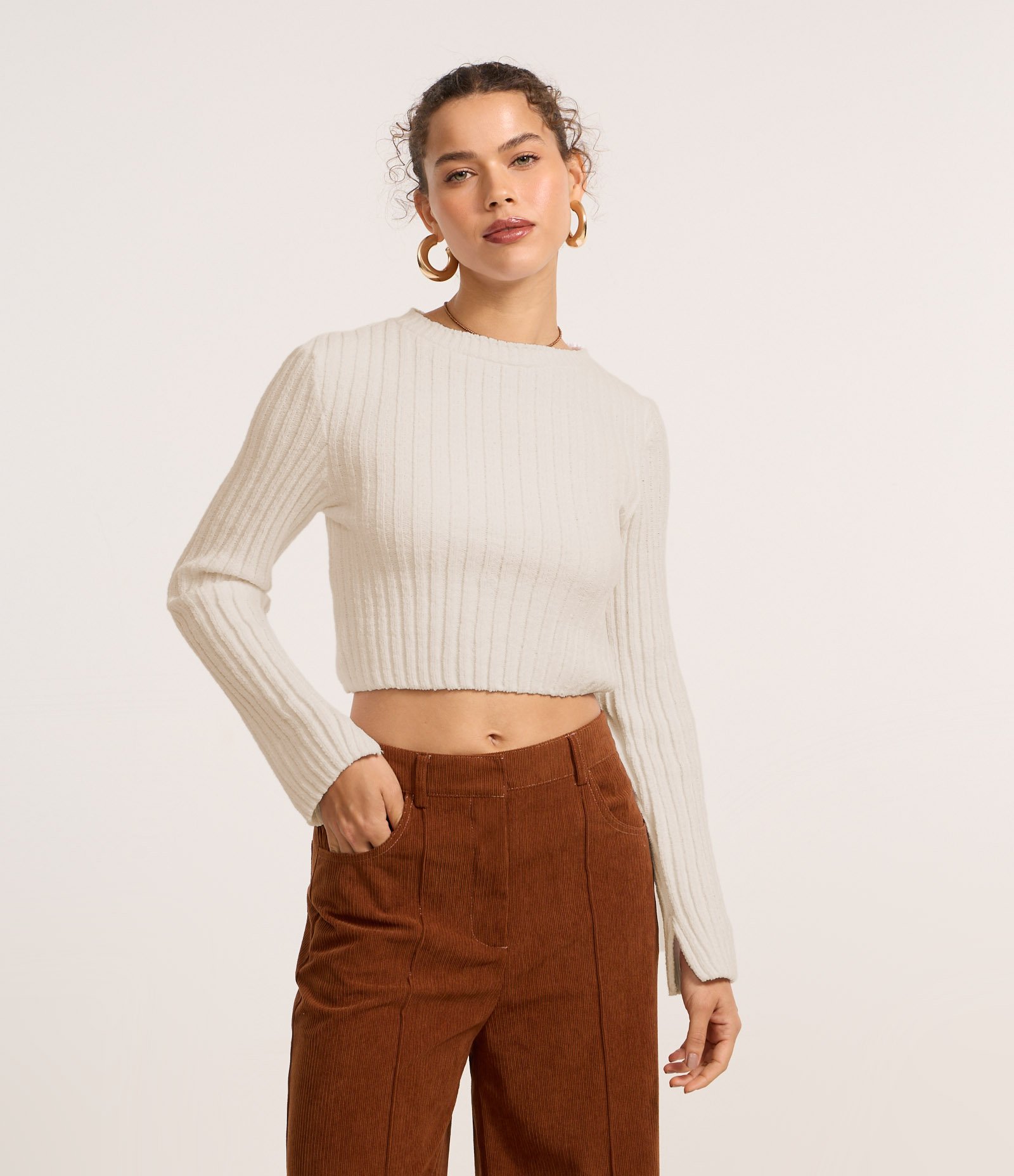 Blusa Cropped Texturizada em Tricô Chenille Bege 1