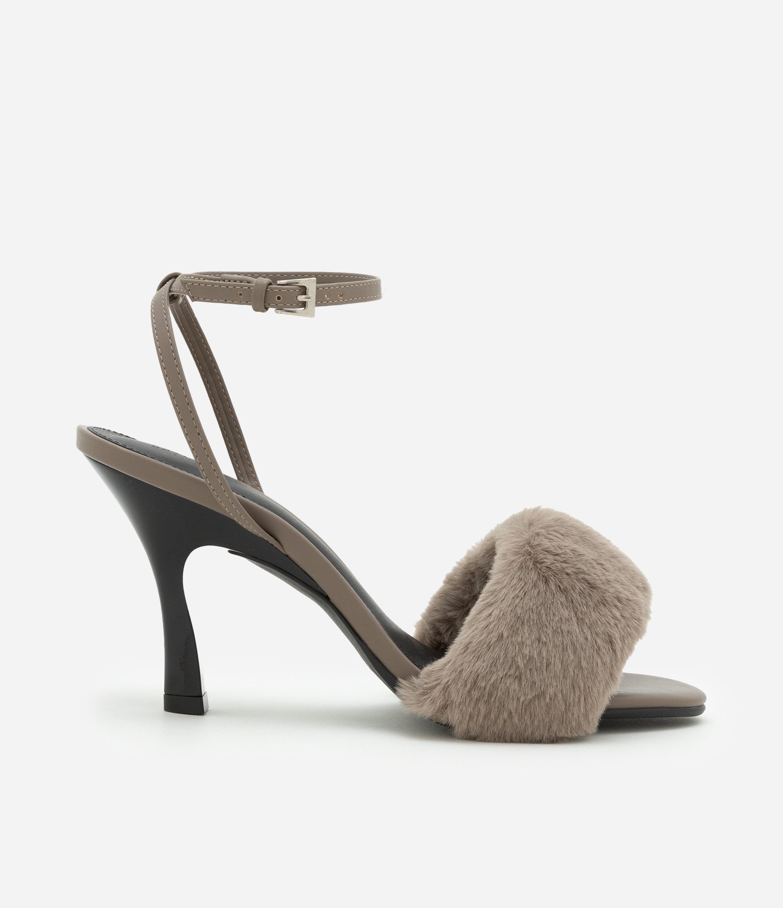 Sandália em PU com Pelo Fake e Salto Fino Diferenciado Marrom Acinzentado 1