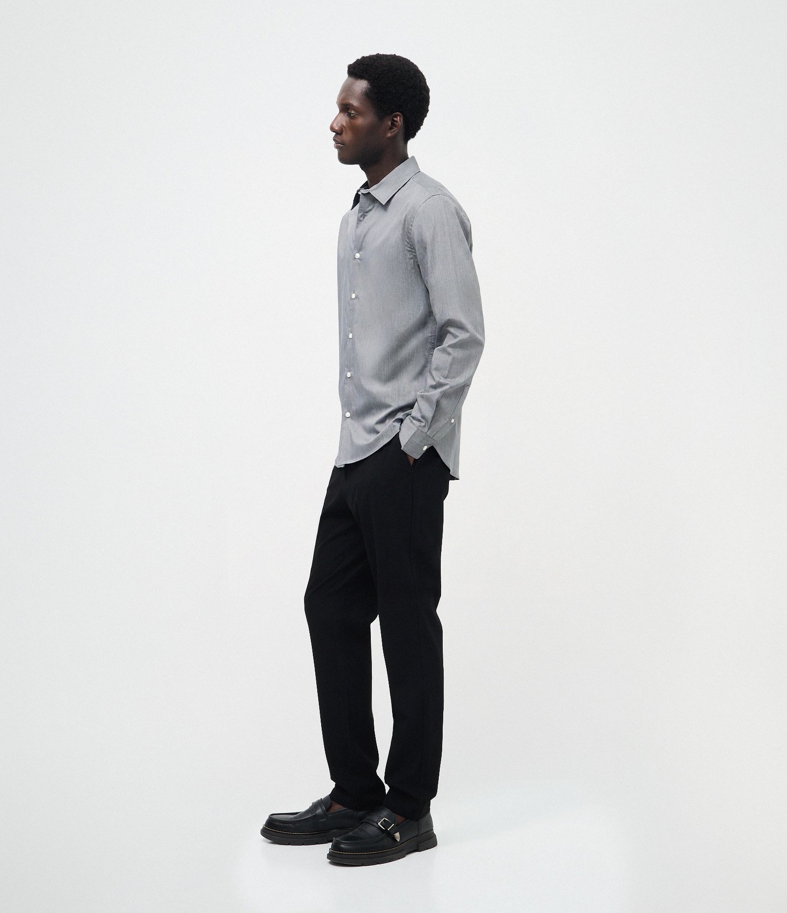 Camisa Slim com Fibra de Bambu Maquinetada com Listras Preto 2