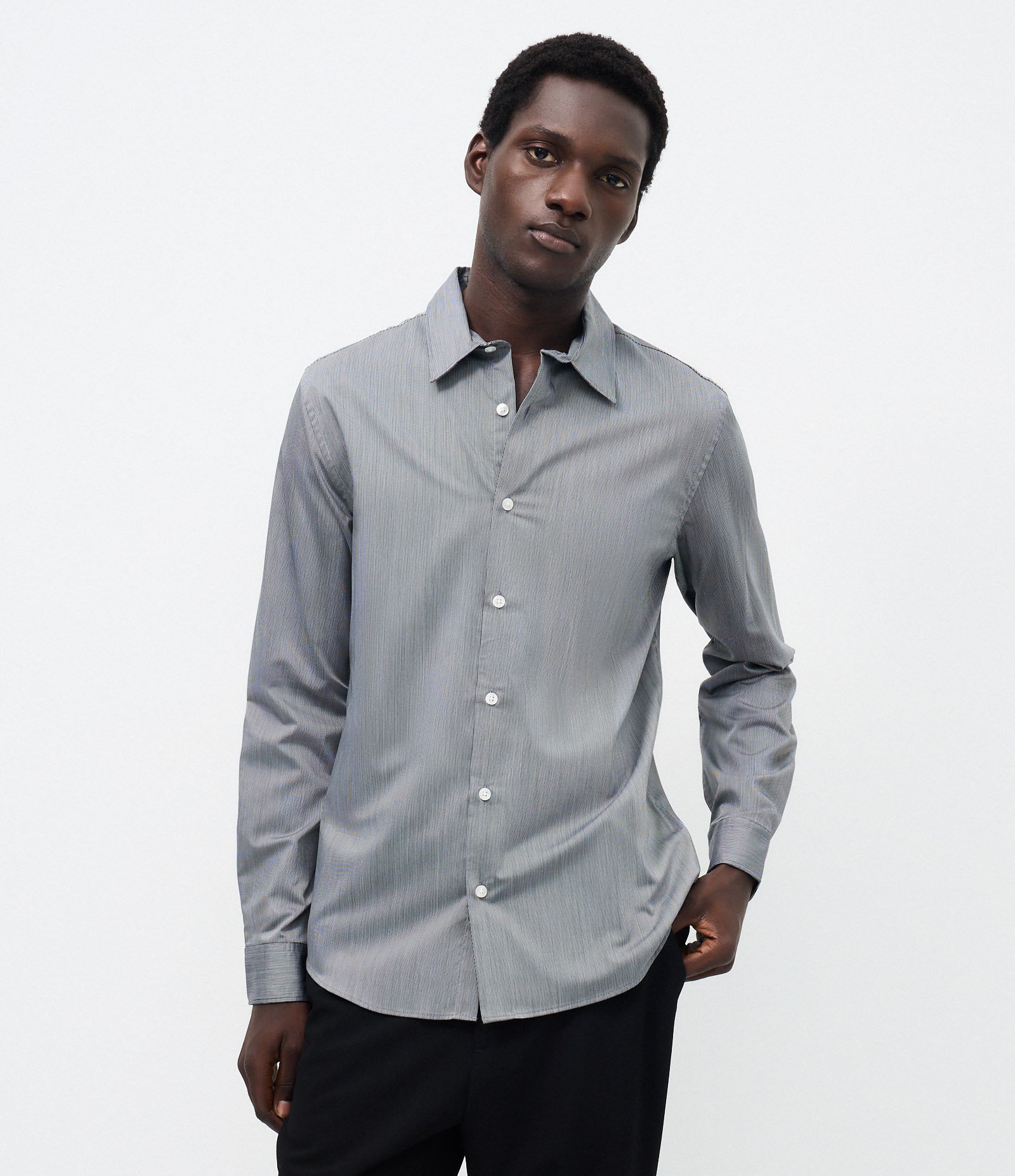 Camisa Slim com Fibra de Bambu Maquinetada com Listras Preto 3
