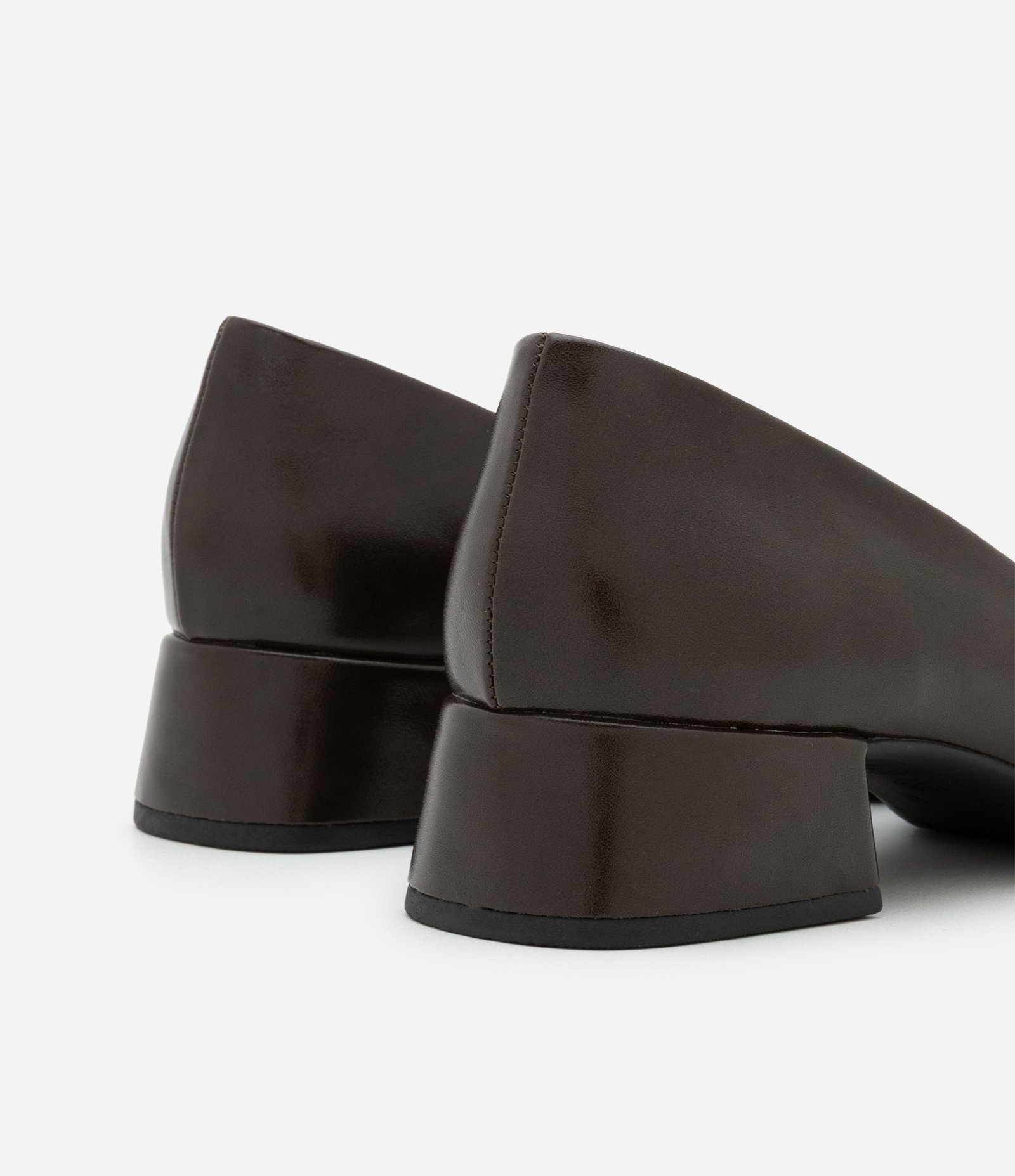 Sapato Scarpin Básico com Salto Bloco Marrom 4