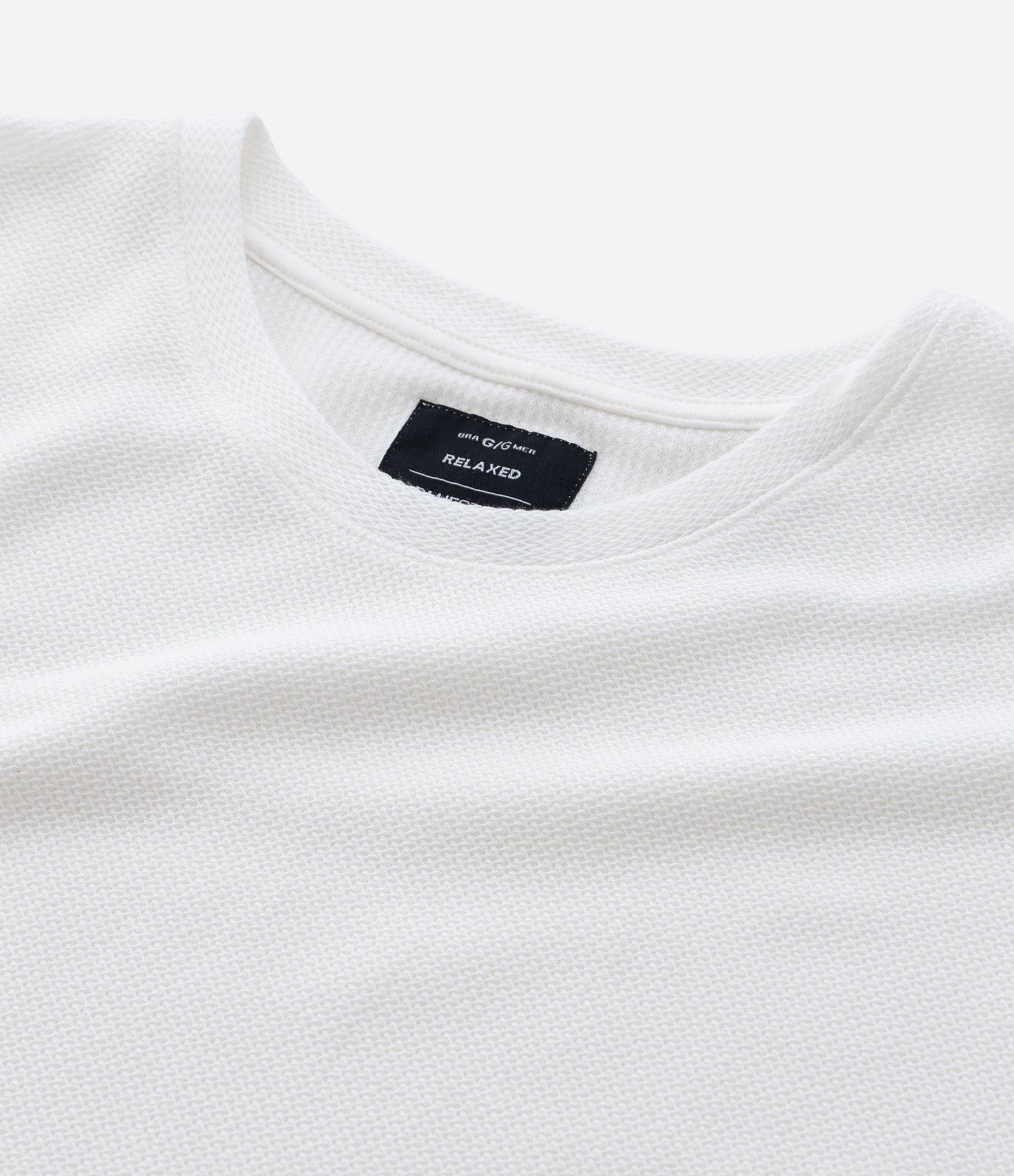 Camiseta Relaxed em Algodão com Textura Chevron Branco 1