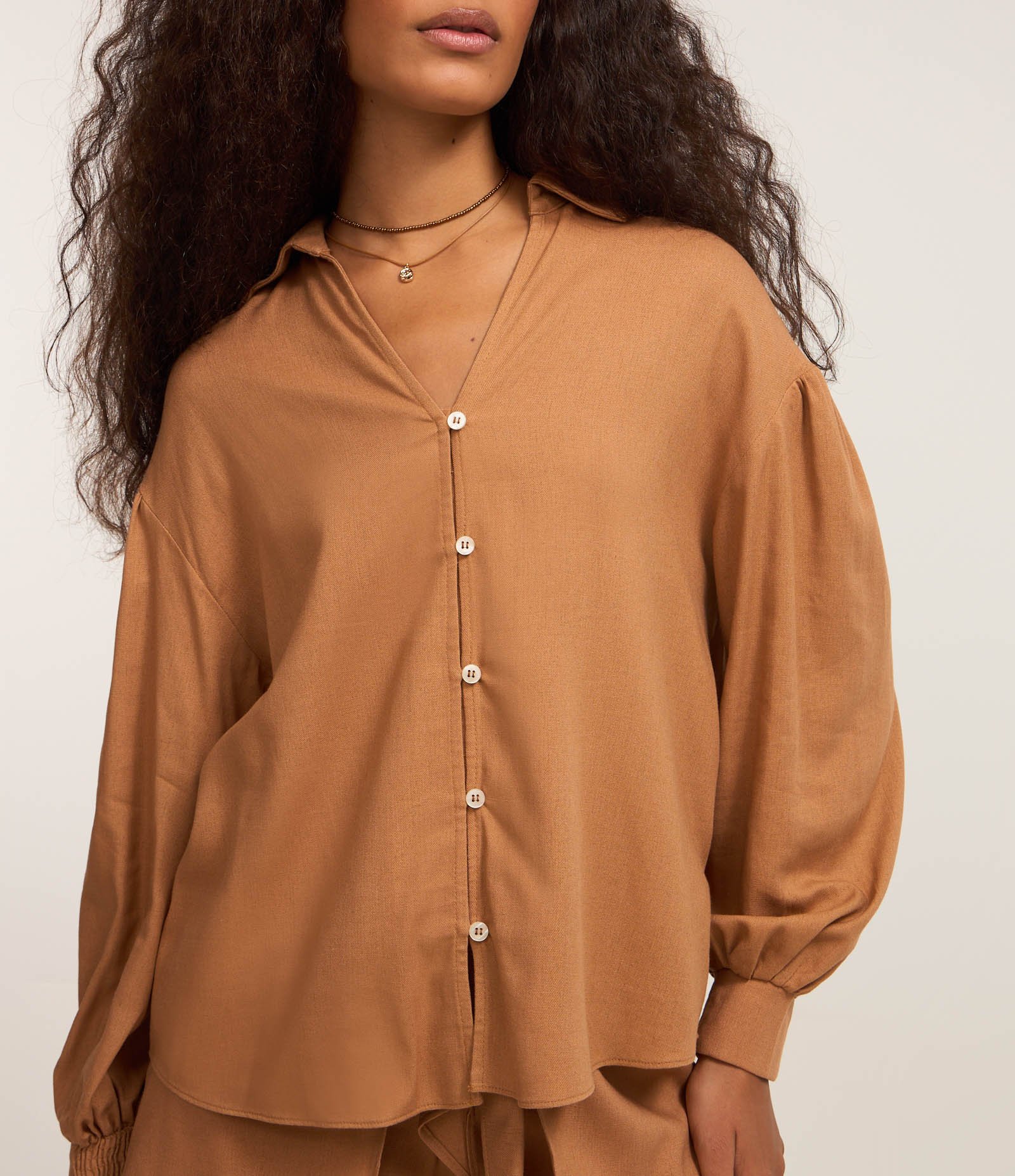 Camisa Oversized em Viscose e Linho com Botões Bege 4