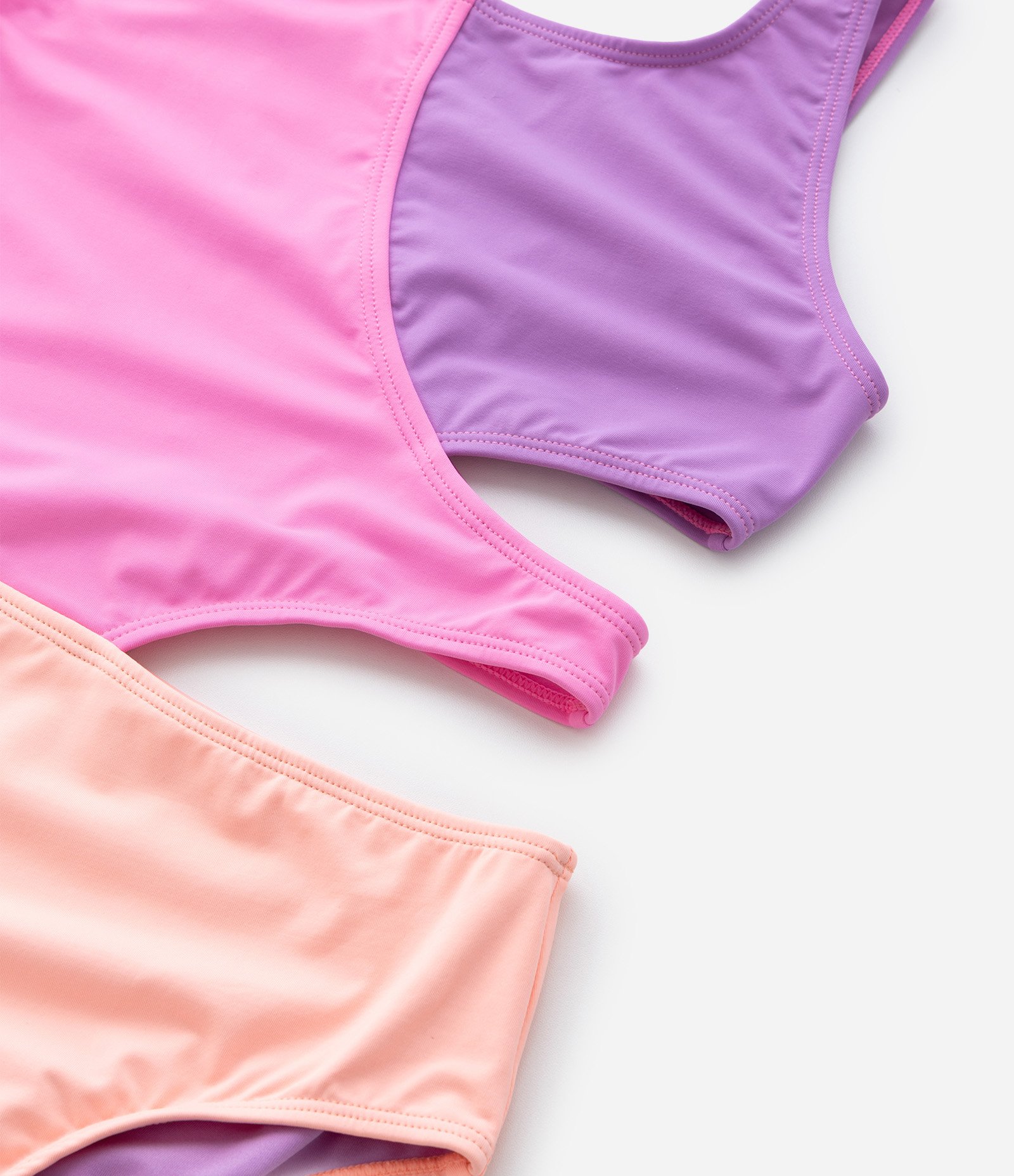 Maiô Infantil com Recortes em Blocos de Cor - Tam 7 a 16 Anos Multicores 5