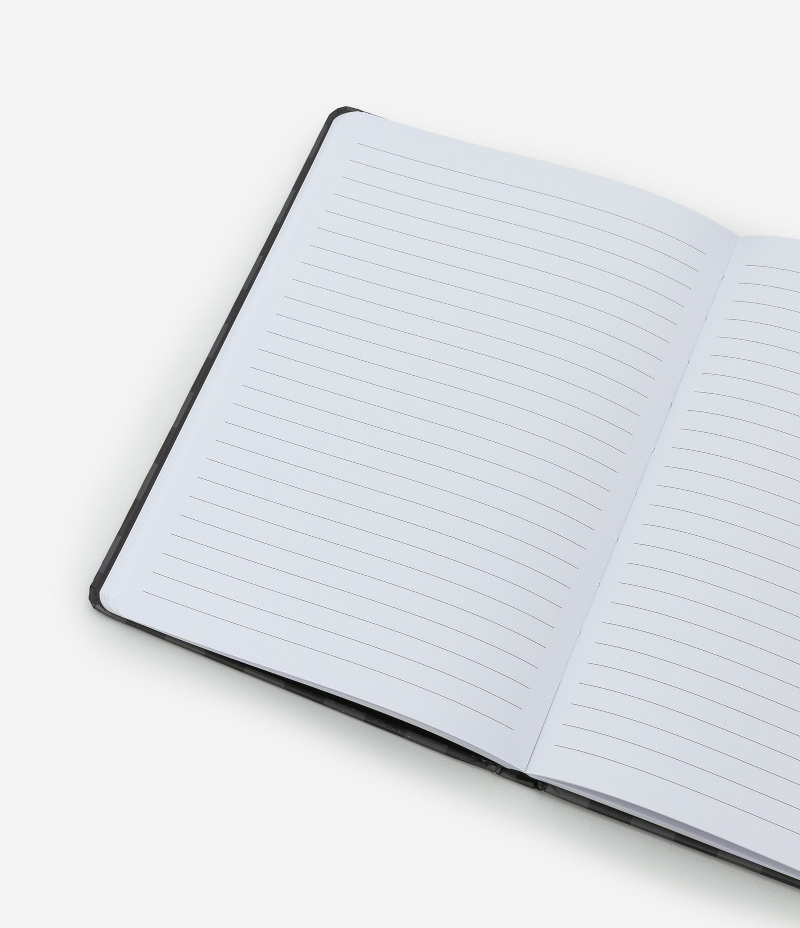 Caderno Pautado e Estampa Xadrez Kuromi Preto 3