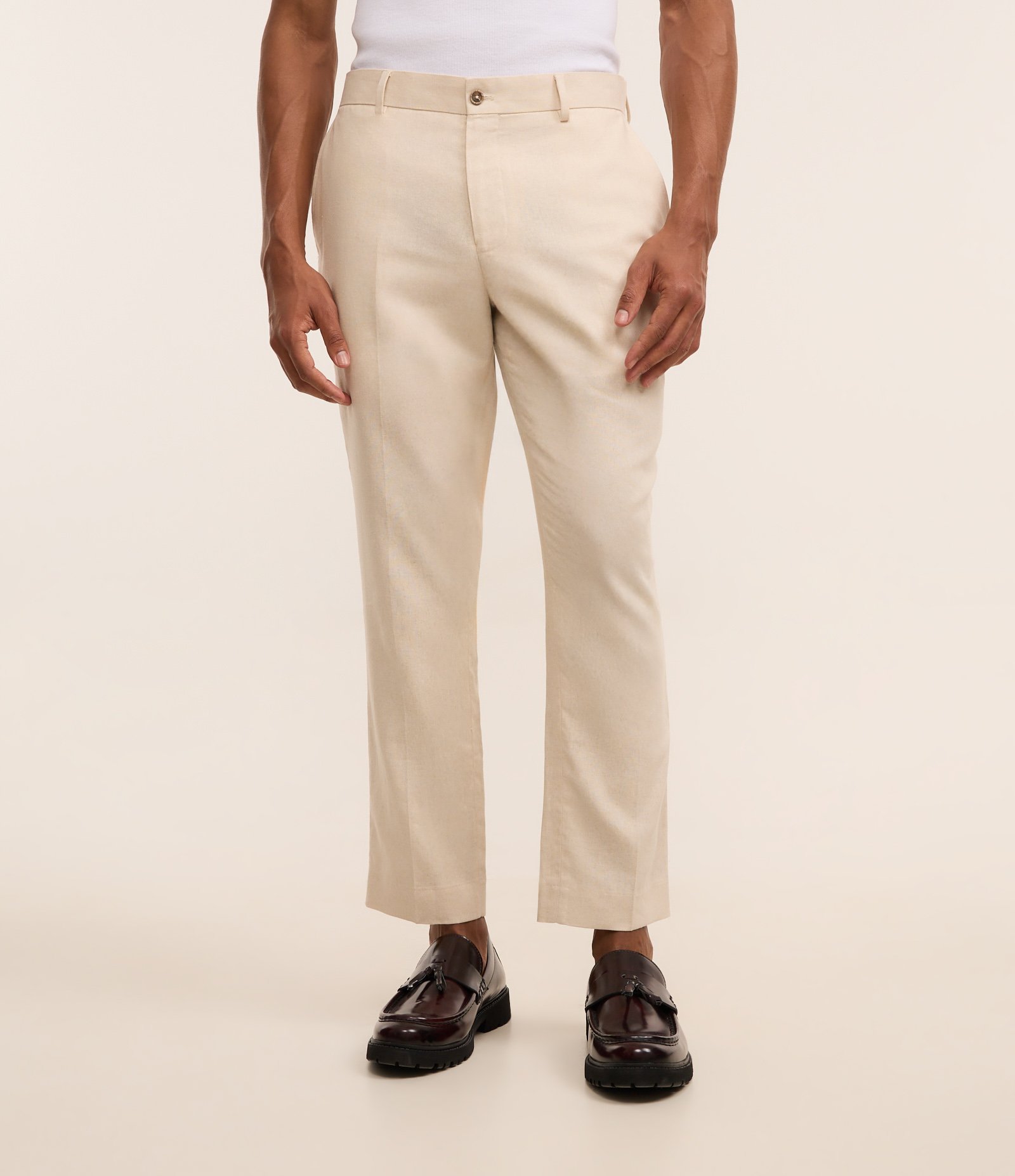 Calça Relaxed Alfaiatada em Viscolinho Bege 2