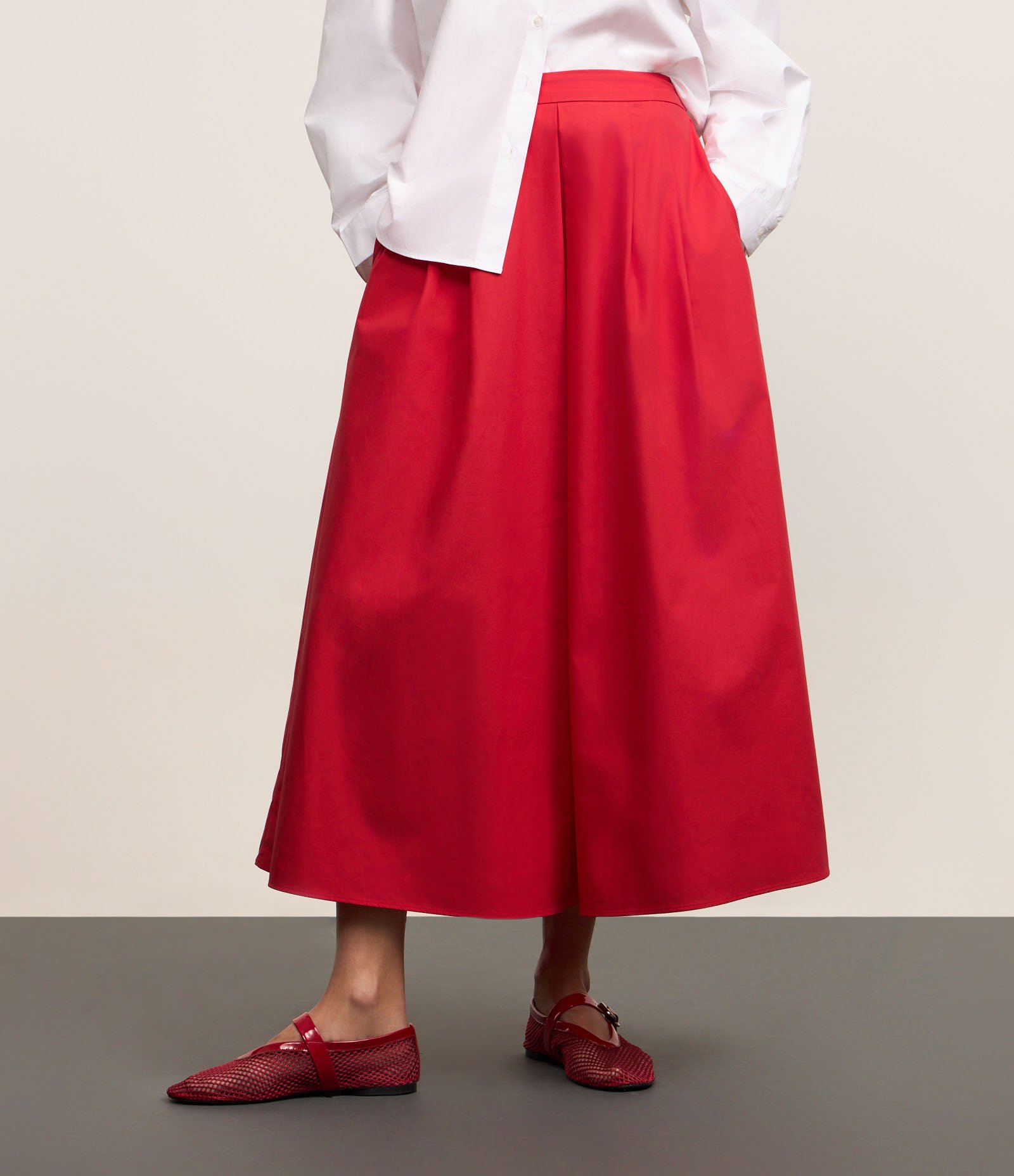 Saia Longa em Tricoline com Elástico no Cós e Prega Vermelho 3