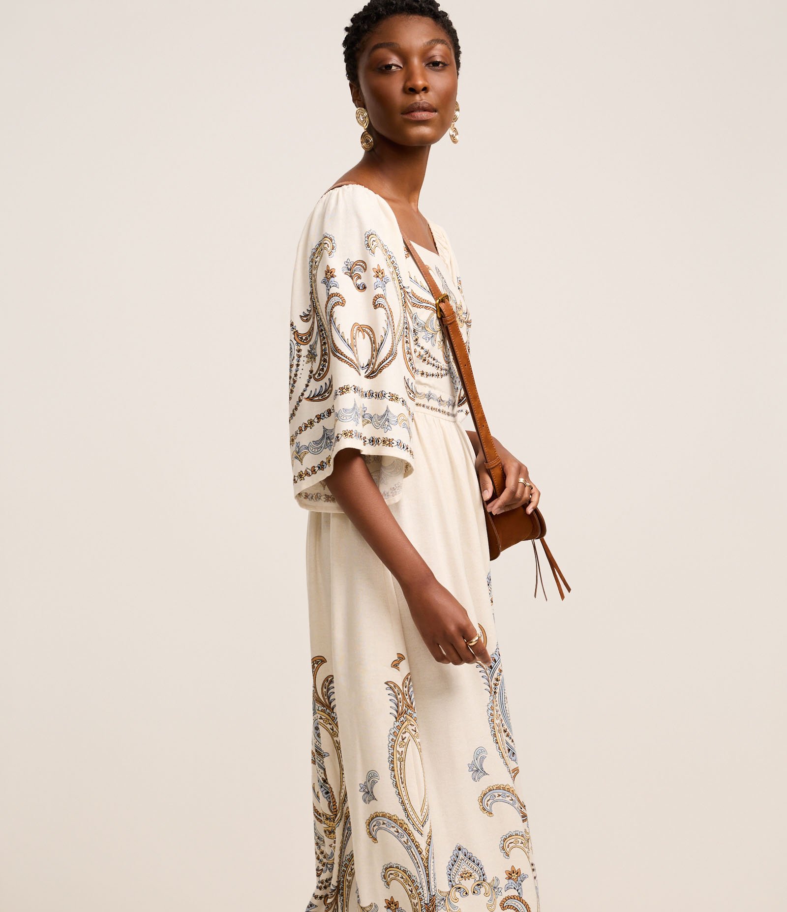 Vestido Boho Evasê Midi em Viscolinho com Estampa Arabesco Off White 4