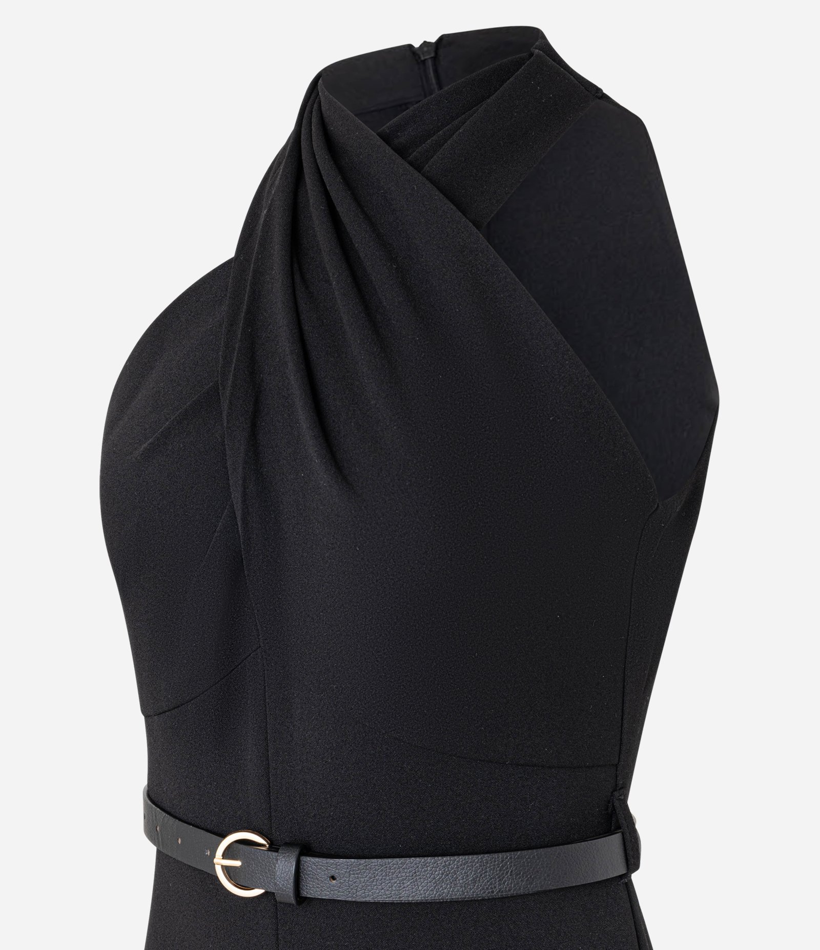 Macacão Frente Único em Crepe com Decote Torcido e Cinto Preto 9