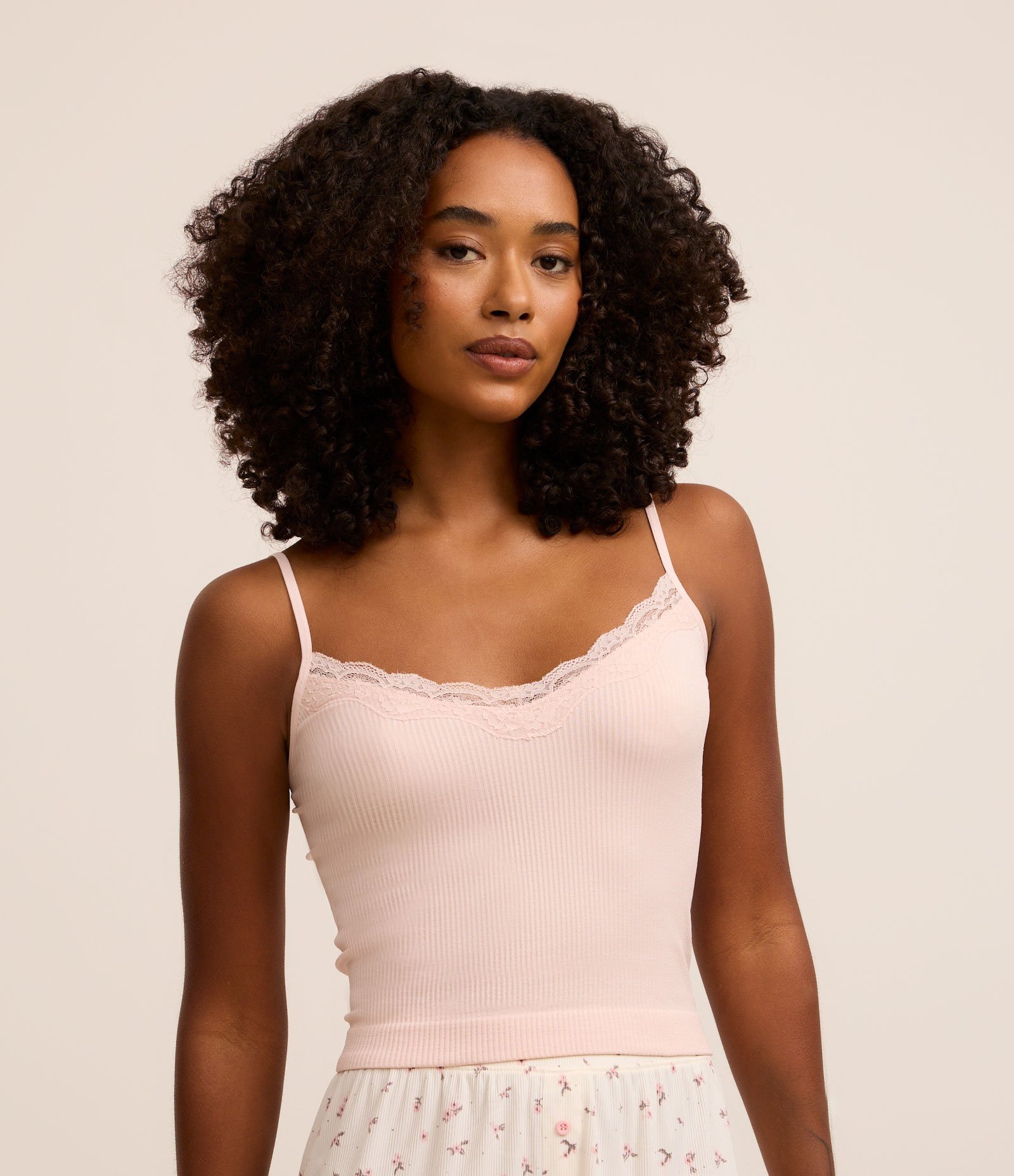 Blusa de Pijama Alcinha em Poliamida Seamless com Renda Rosa 1