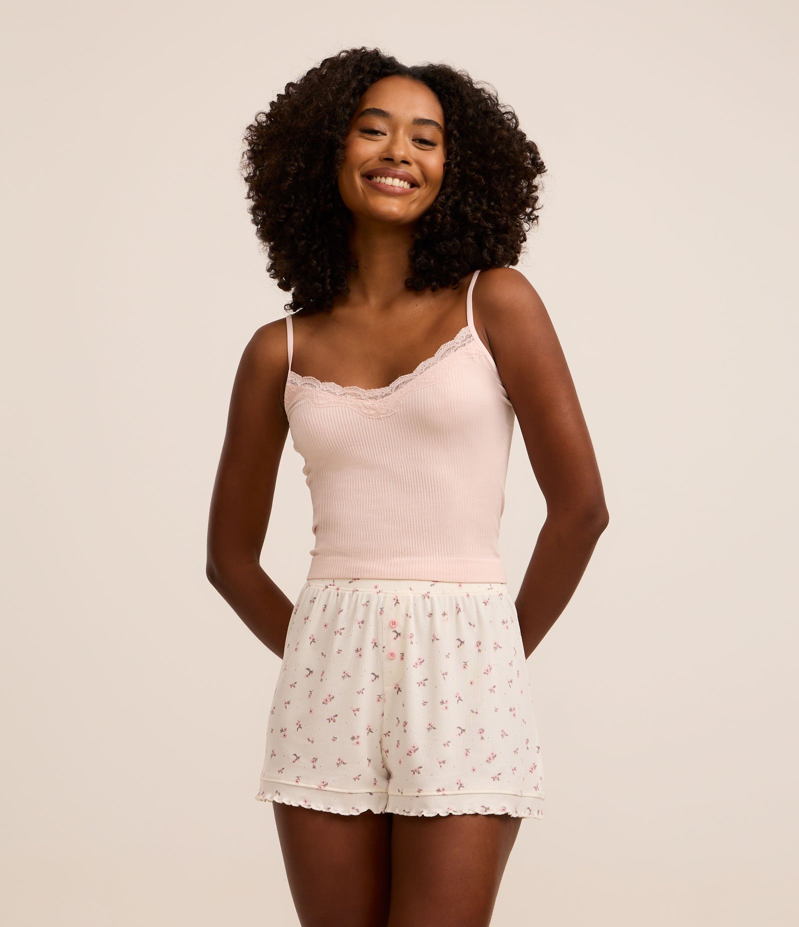 Blusa de Pijama Alcinha em Poliamida Seamless com Renda Rosa 2