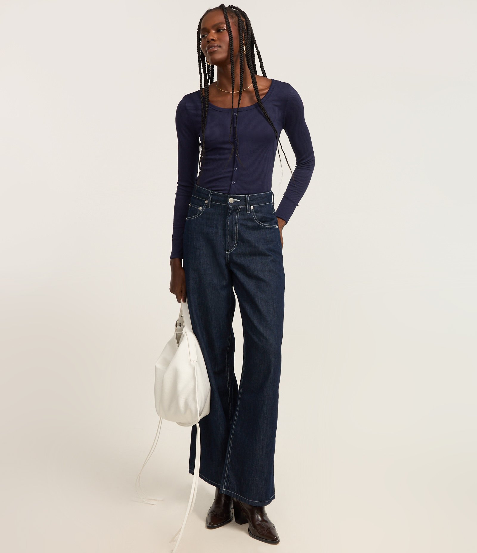 Blusa em Ribana com Textura e Botõezinhos Azul Marinho 2