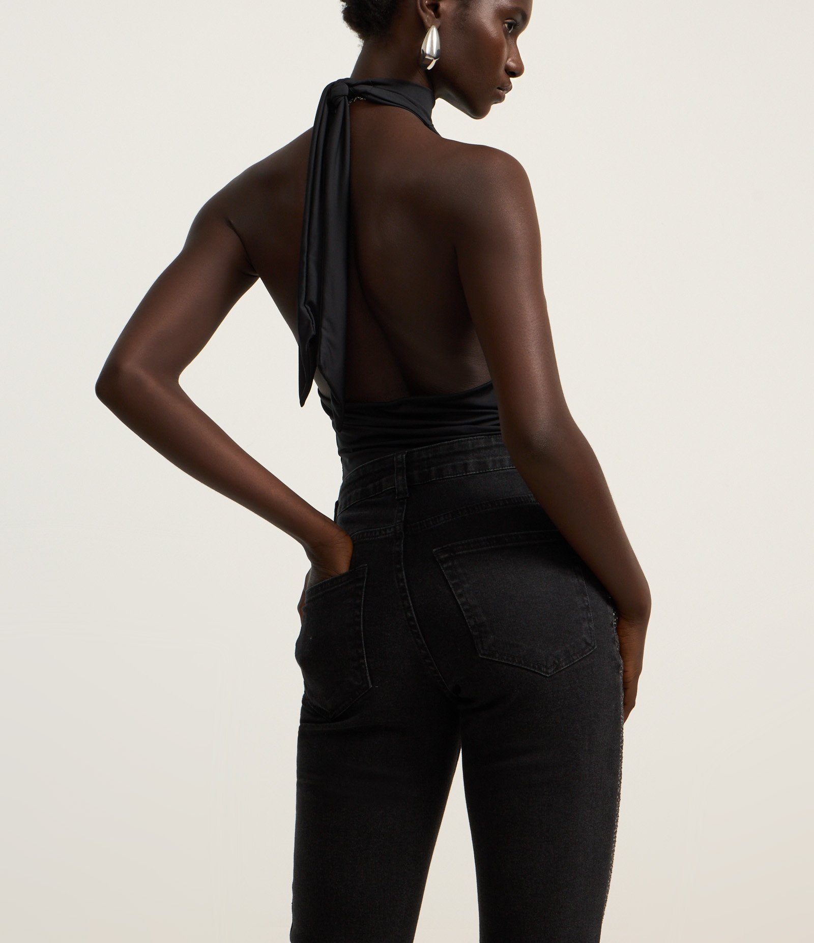 Calça Flare em Jeans com Brilho Lateral Preto 5