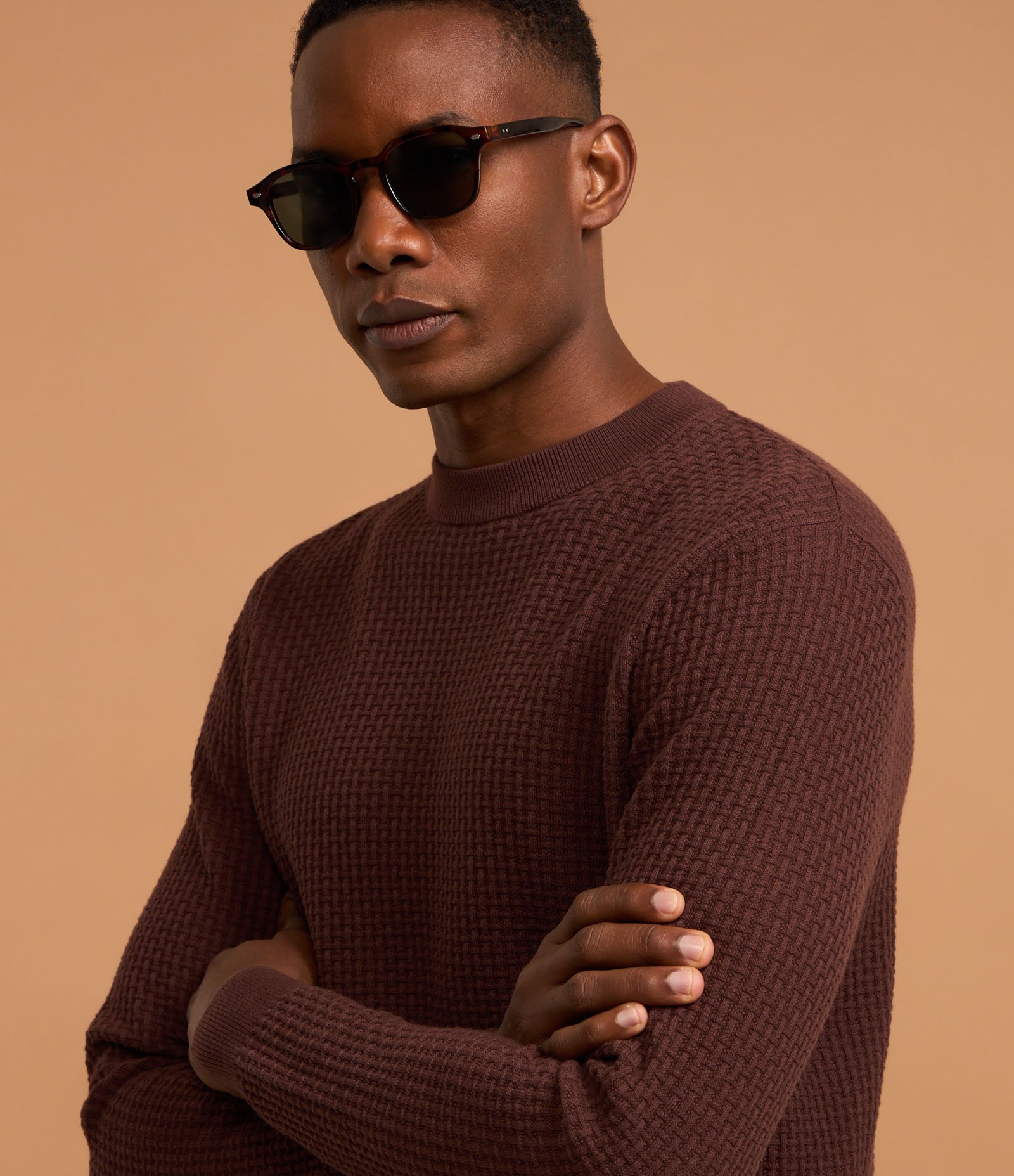 Suéter em Tricô com Textura Quadriculada Marrom 6