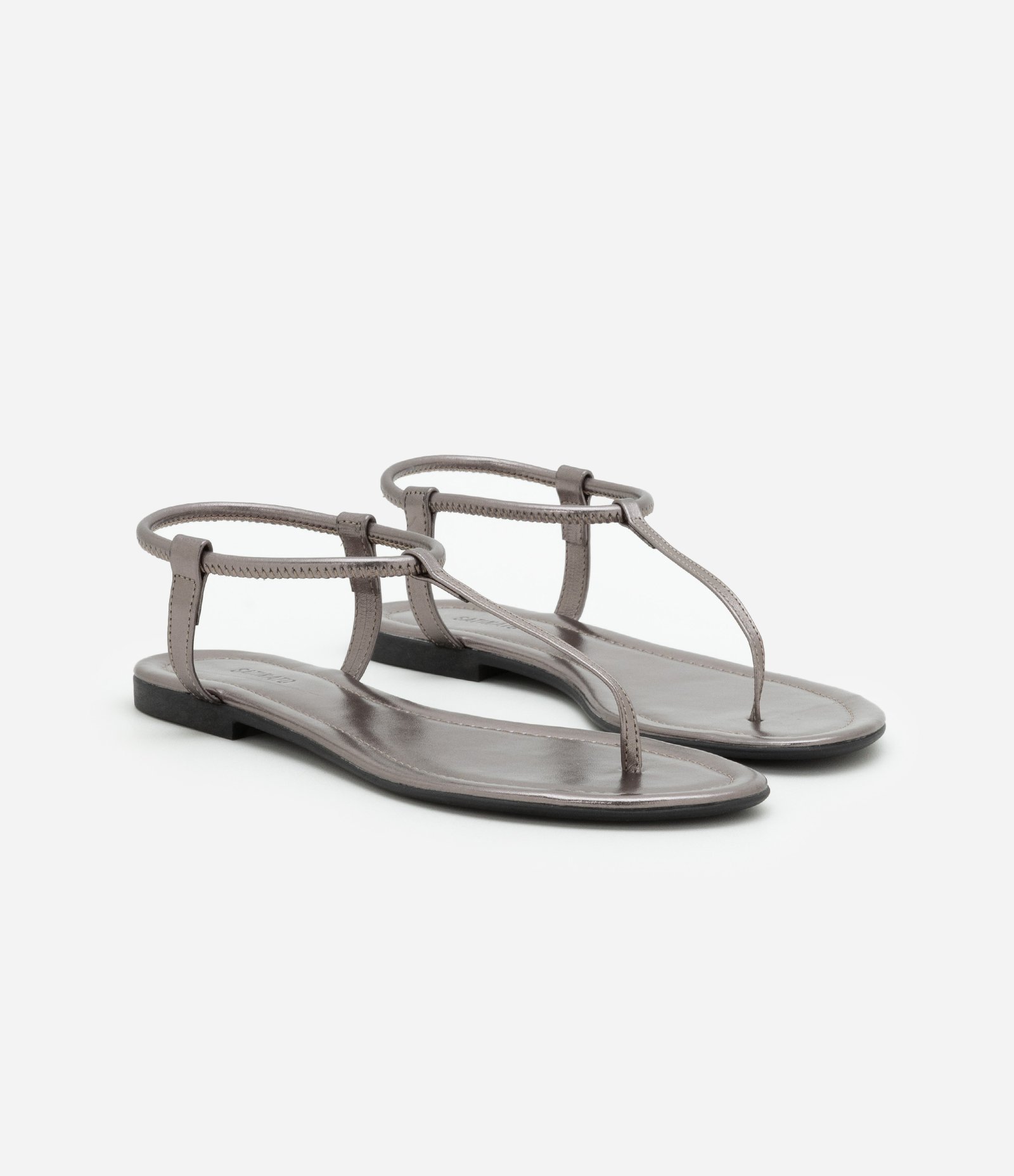 Sandália Rasteira Fio com Fechamento Elástico Prata 1