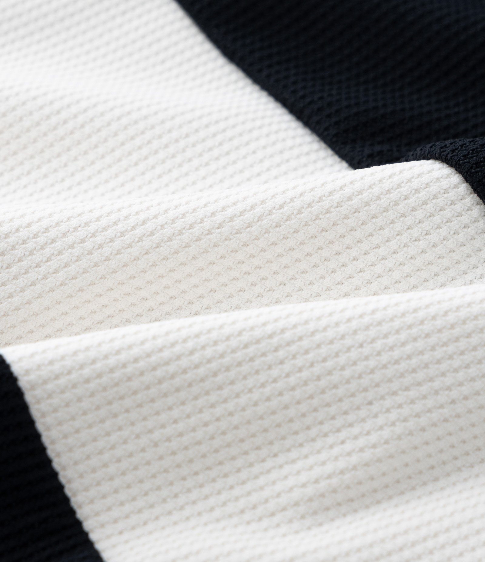 Maiô Infantil Em Microfibra Com Recorte – Tam 5 A 16 Anos Preto/Branco 3