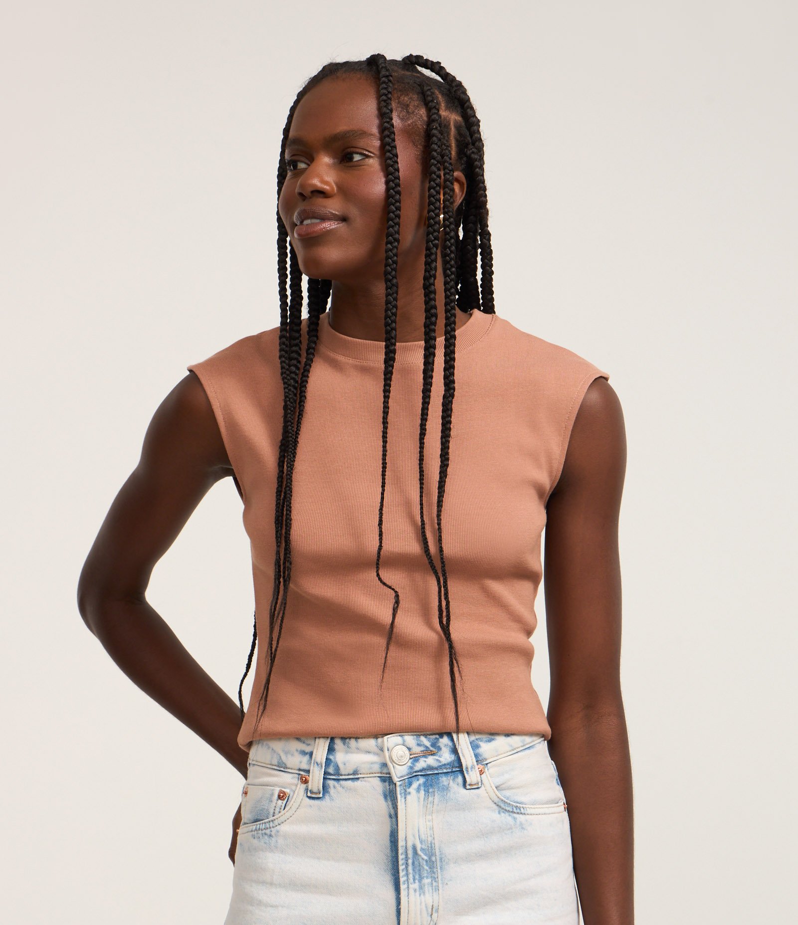 Blusa sem Manga em Ribana com Ombro Deslocado Rosa 1