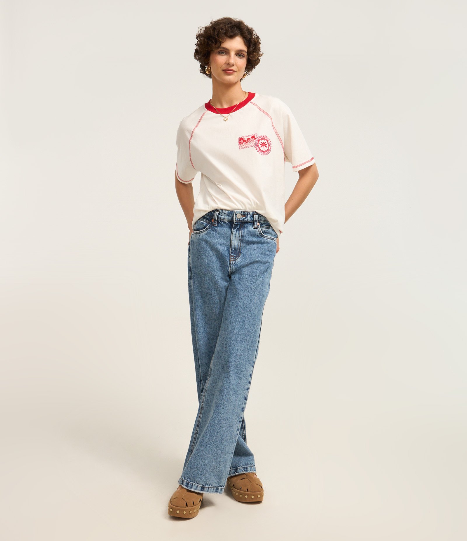 Camiseta em Malha de Algodão com Estampa Vacation Branco Neve 2