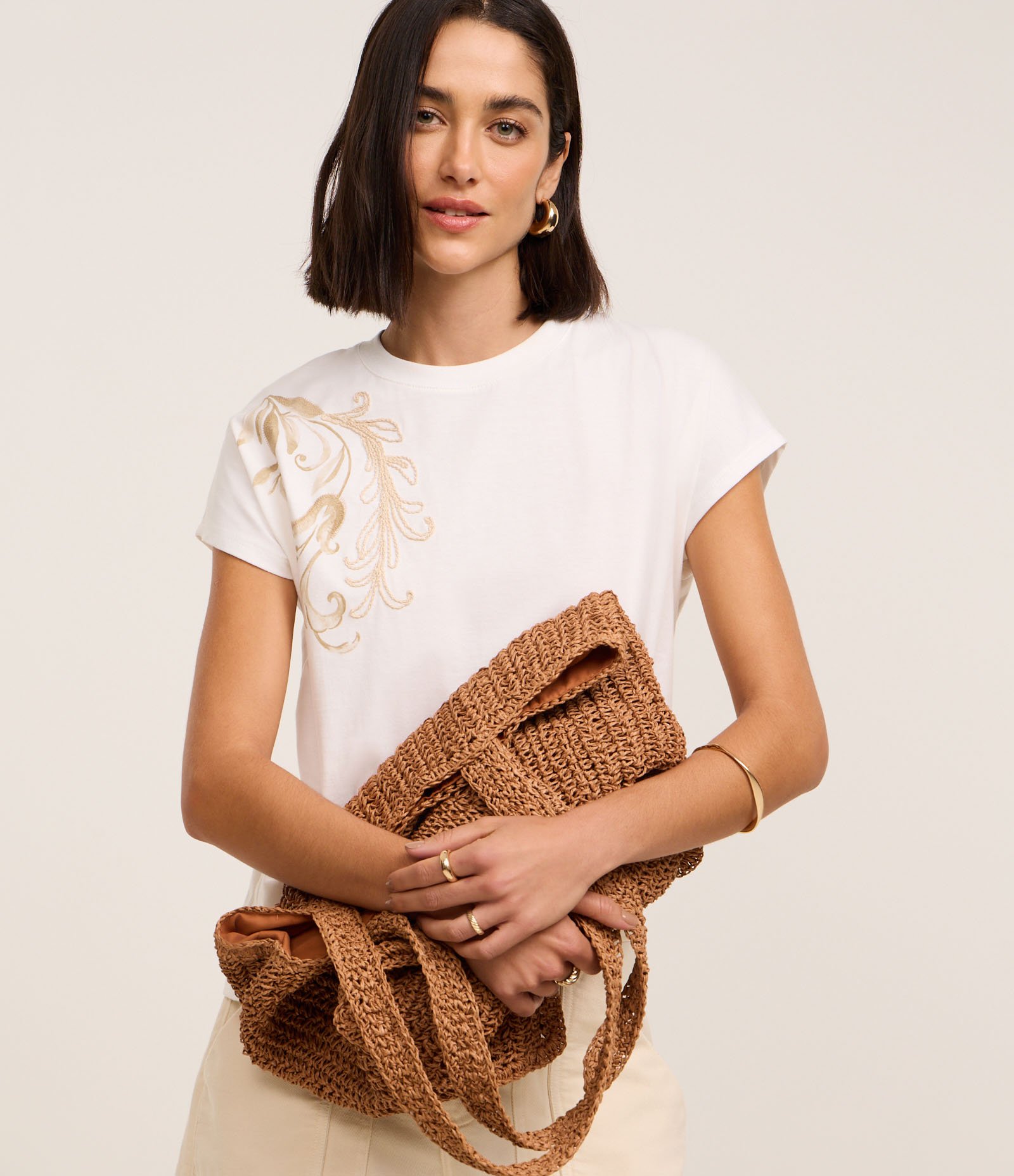 Blusa em Algodão com Estampa e Bordado Floral com Folhagem Branco 2