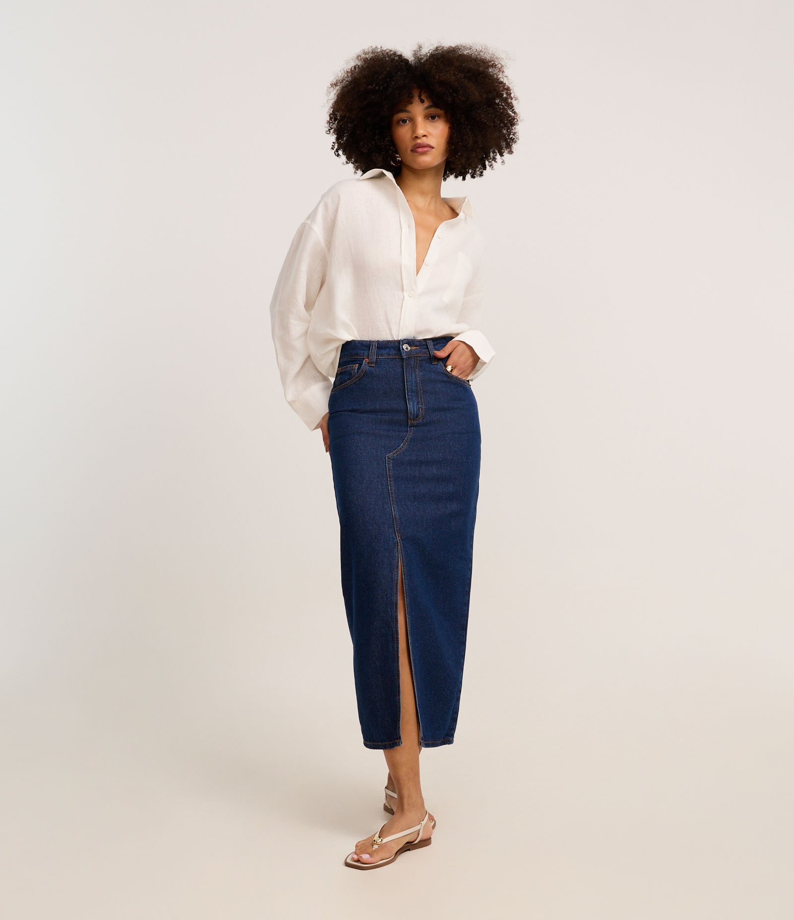 Saia New Midi Jeans com Fenda Frontal Azul Escuro 1