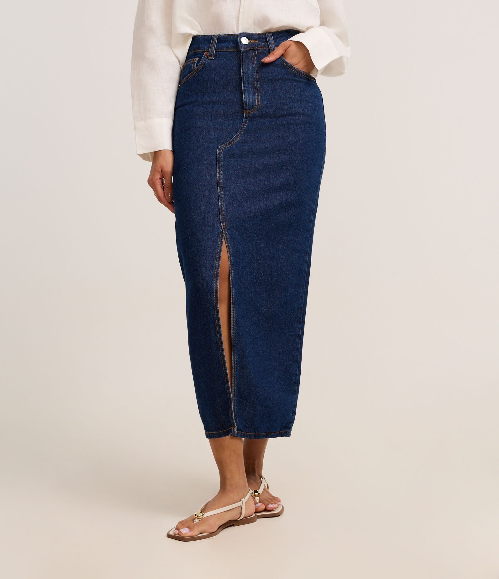 Saia New Midi Jeans com Fenda Frontal Azul Escuro 3