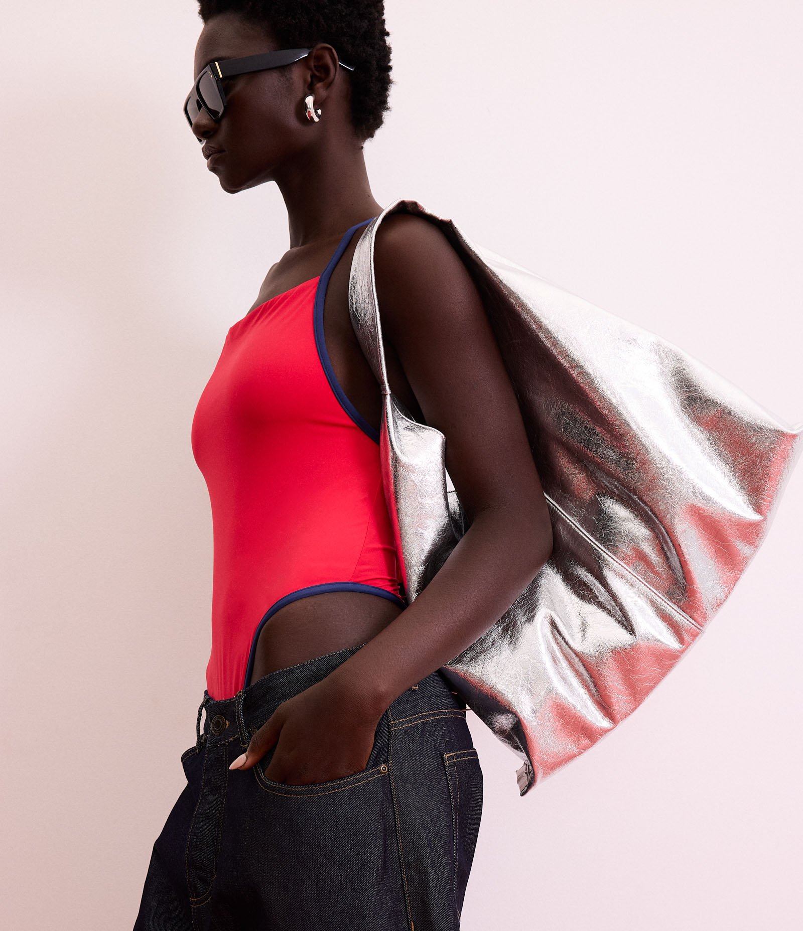 Maiô de Alcinha em Microfibra com Viés Contrastante Vermelho 2