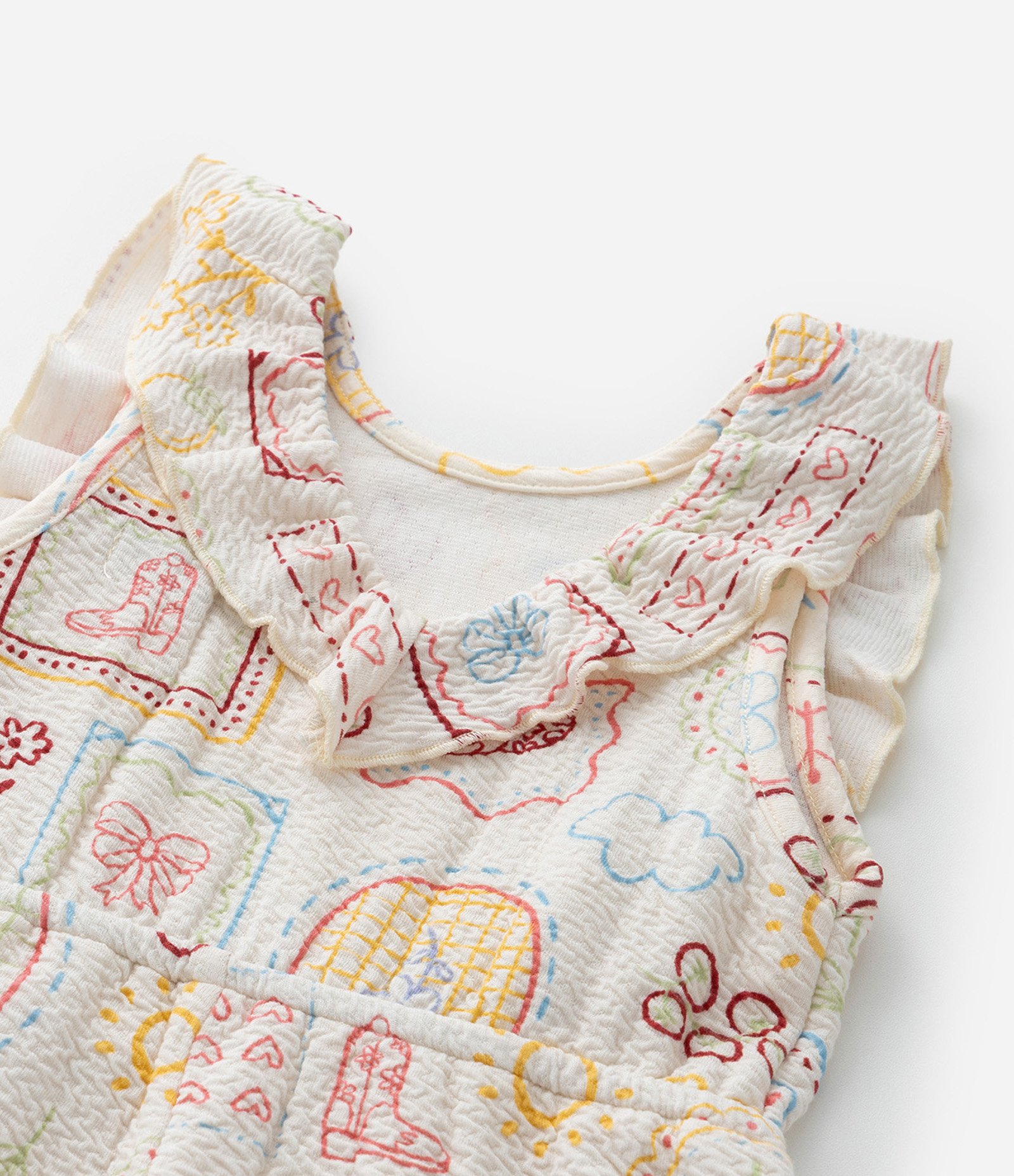 Macacão Infantil Texturizado com Babadinhos - Tam 1 a 6 Anos Bege 5