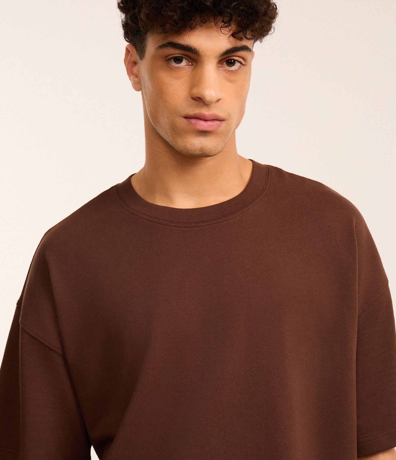 Camiseta Básica Oversized em Algodão Marrom 4