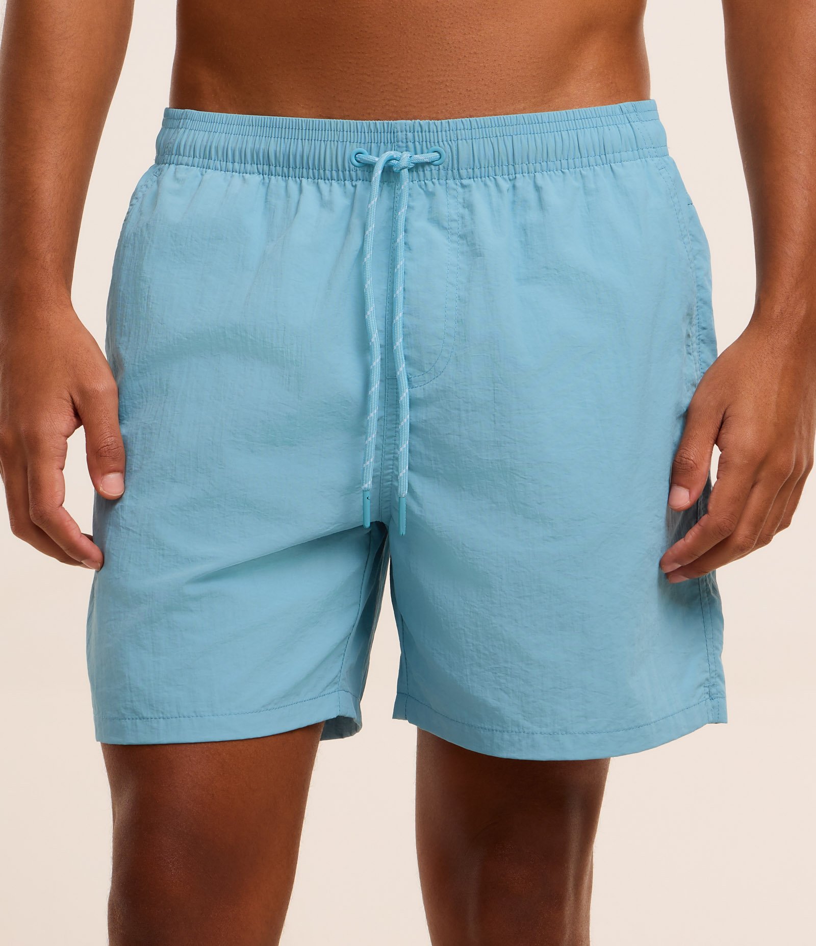 Bermuda de Banho Básica em Microfibra com Cós Elástico e Cordão Azul Claro 1