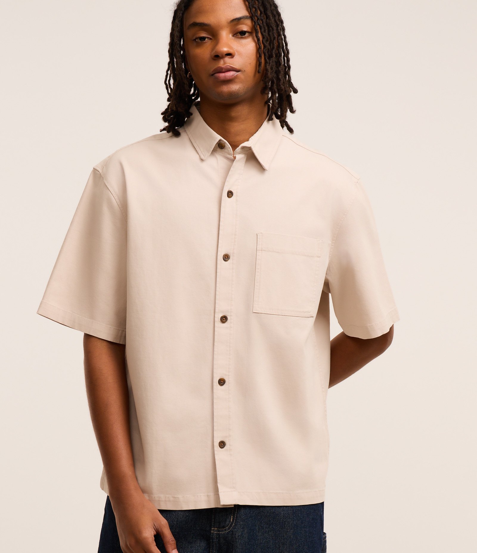 Camisa Boxy em Algodão com Bolso Texturizada Bege 1