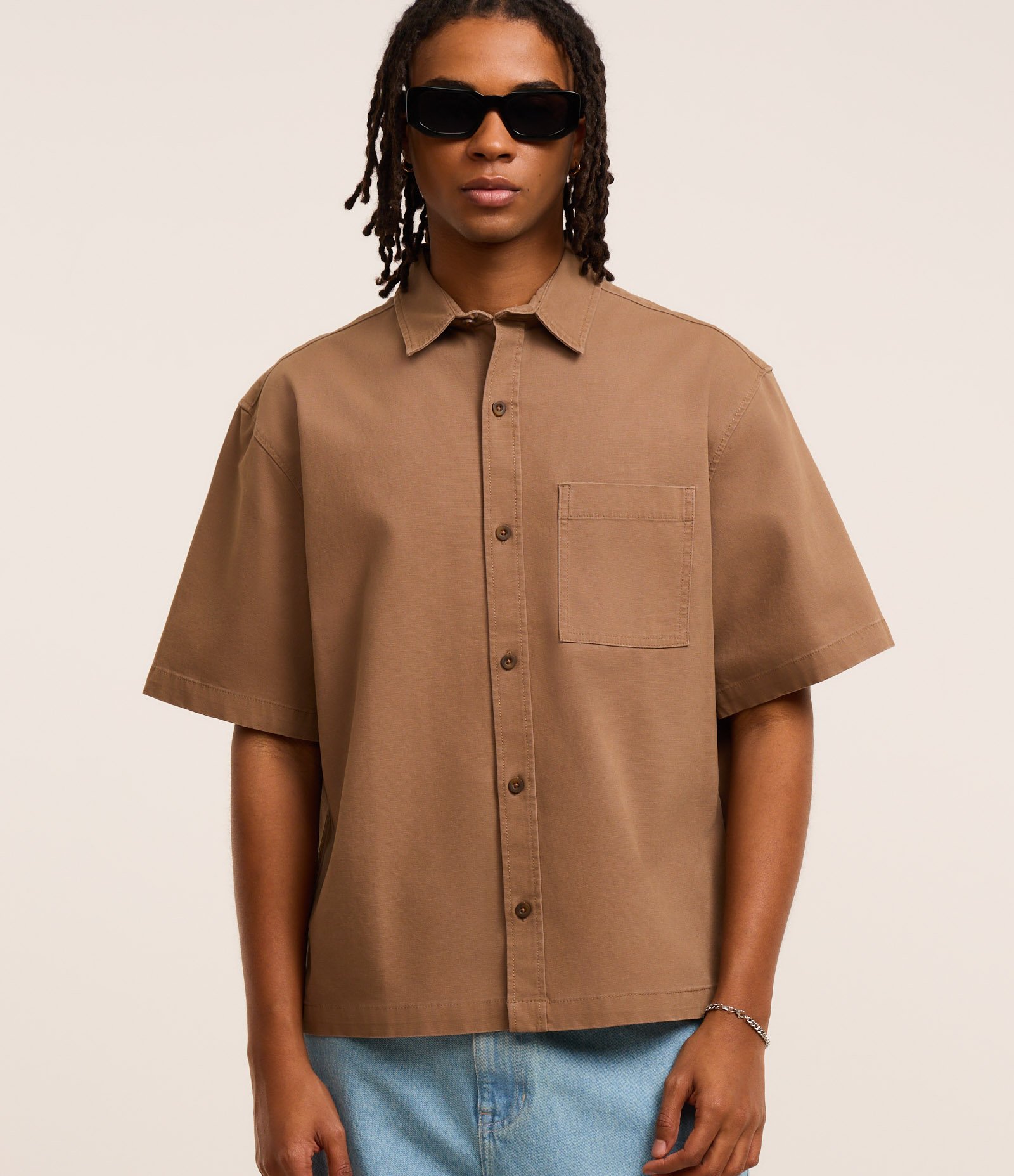 Camisa Boxy em Algodão com Bolso Texturizada Marrom 1