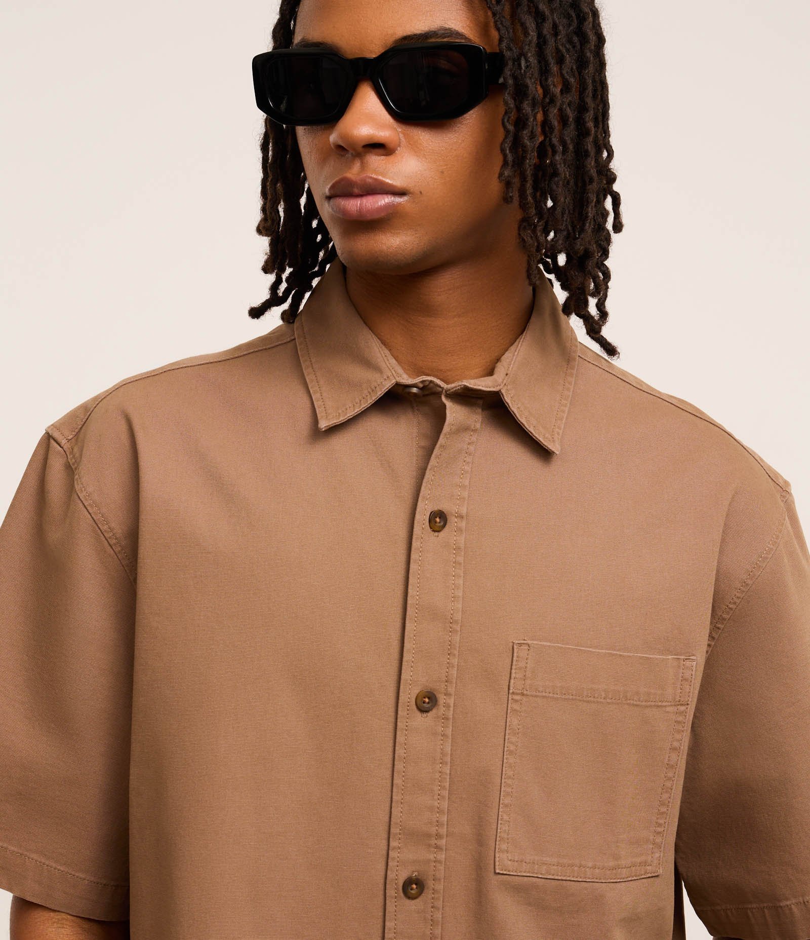 Camisa Boxy em Algodão com Bolso Texturizada Marrom 6