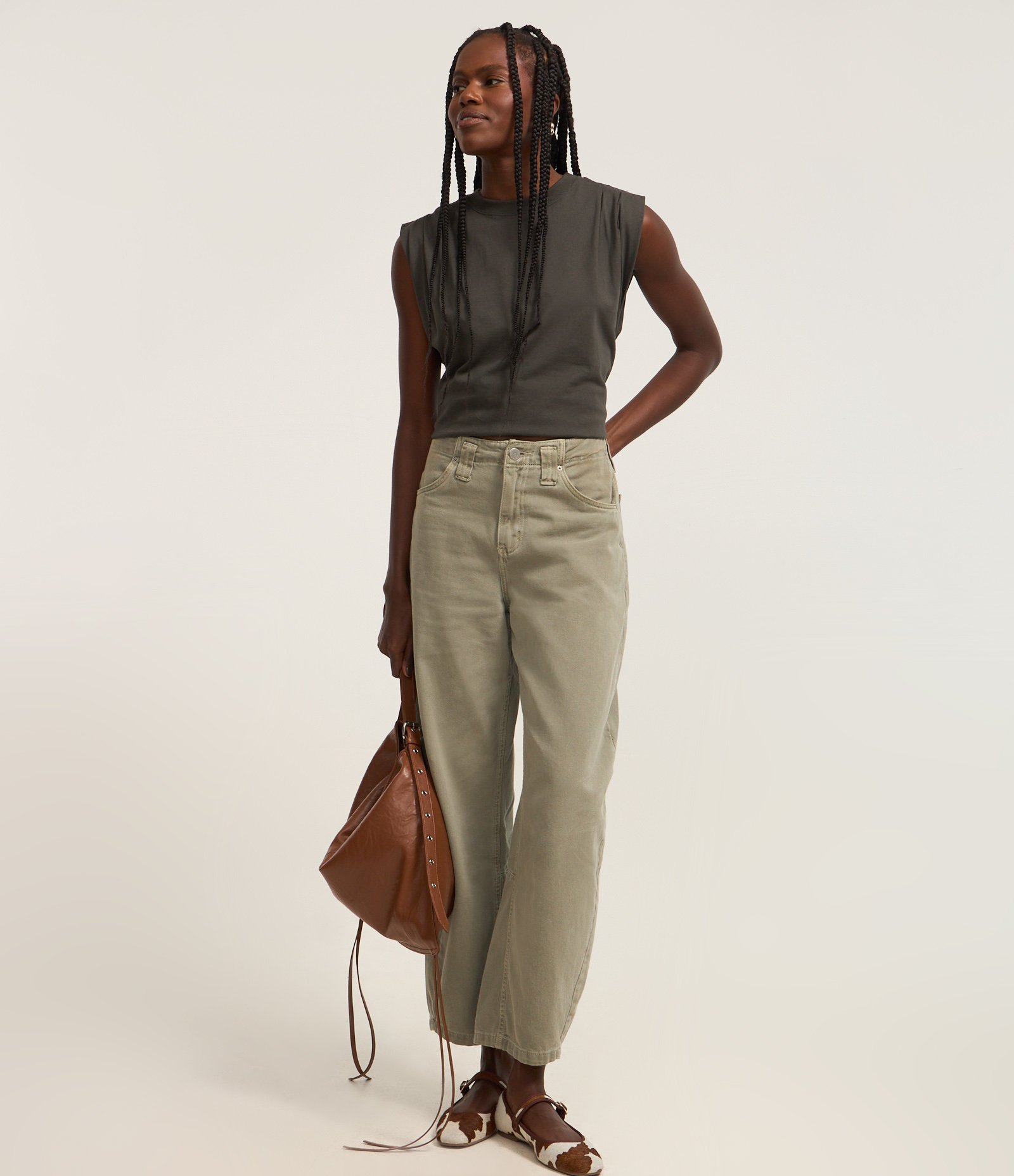 Blusa sem Manga em Algodão com Detalhe Franzido no Ombro Verde 2