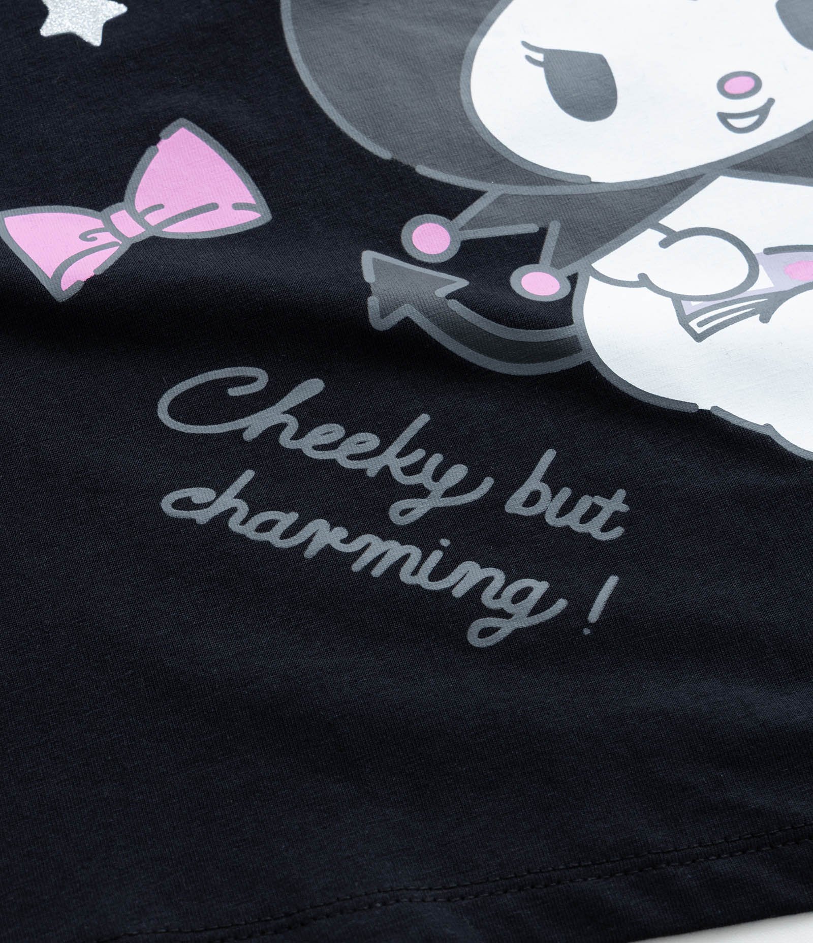 Camiseta Infantil com Estampa Frente e Costas Kuromi - Tam 5 a 14 Anos Preto 4