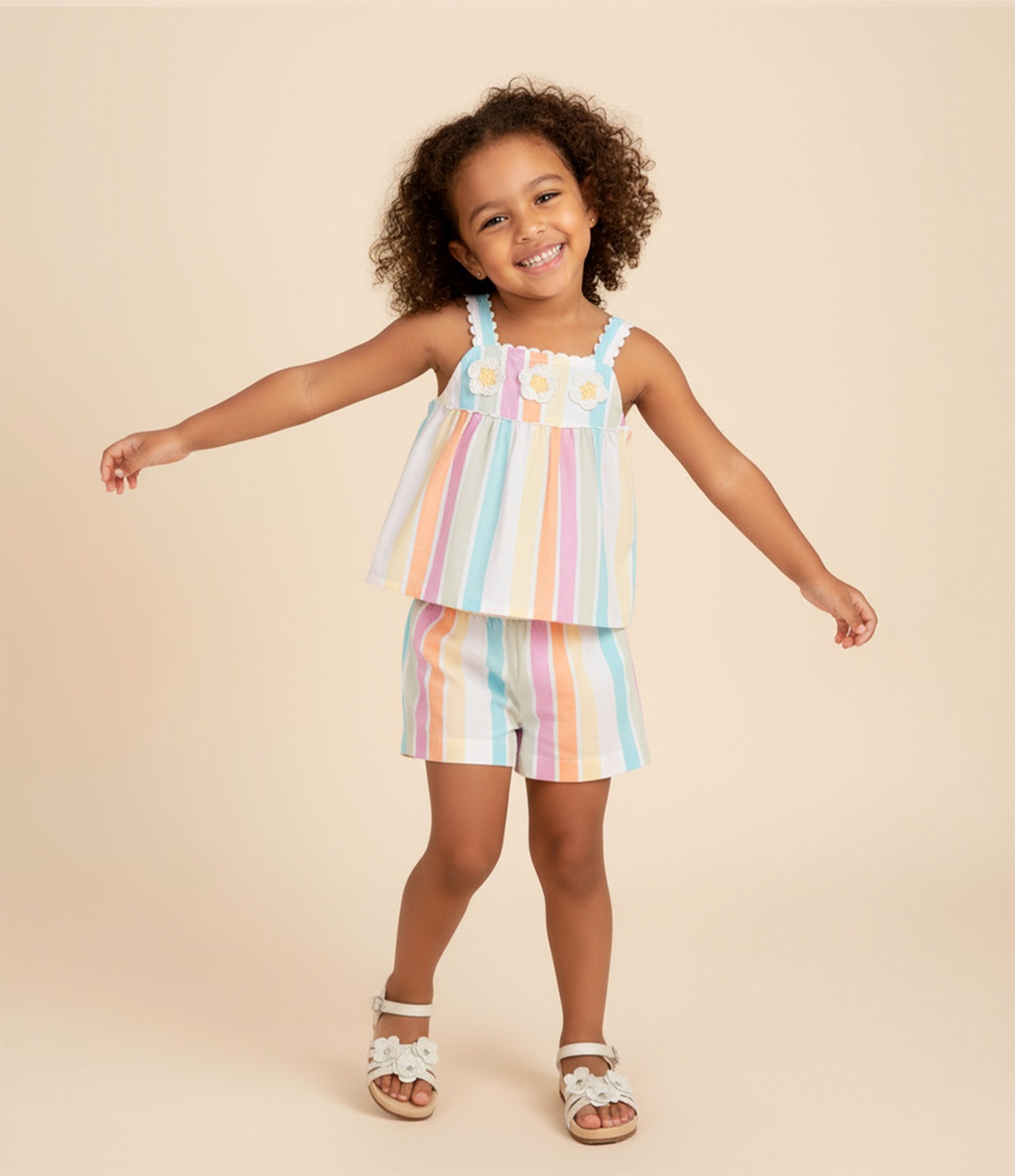 Conjunto Infantil de Listras com Aplicações de Crochê na Blusa - Tam 1 a 5 Anos Multicores 1