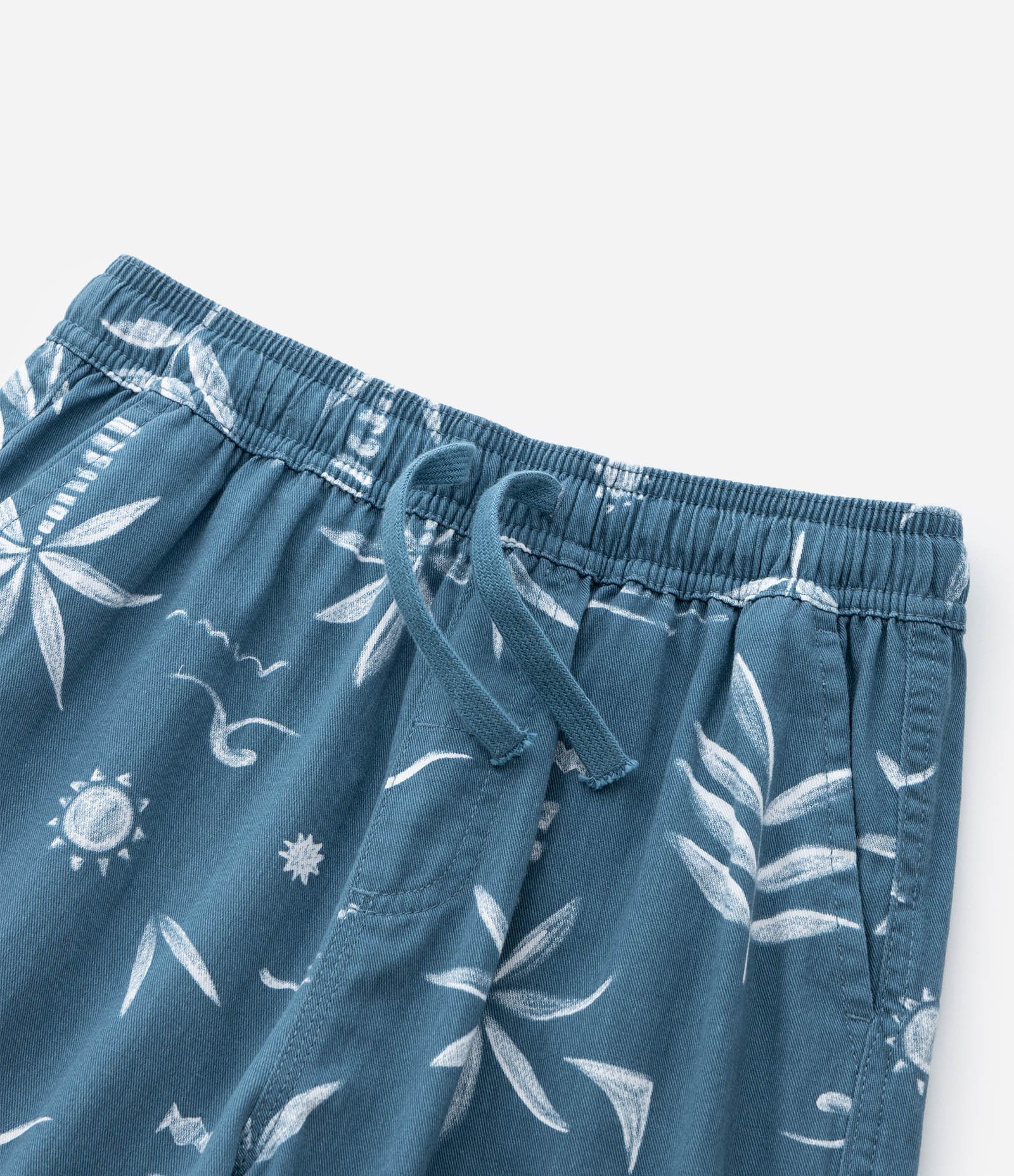 Bermuda Infantil em Sarja com Estampa Tropical - Tam 5 a 14 Anos Azul 7