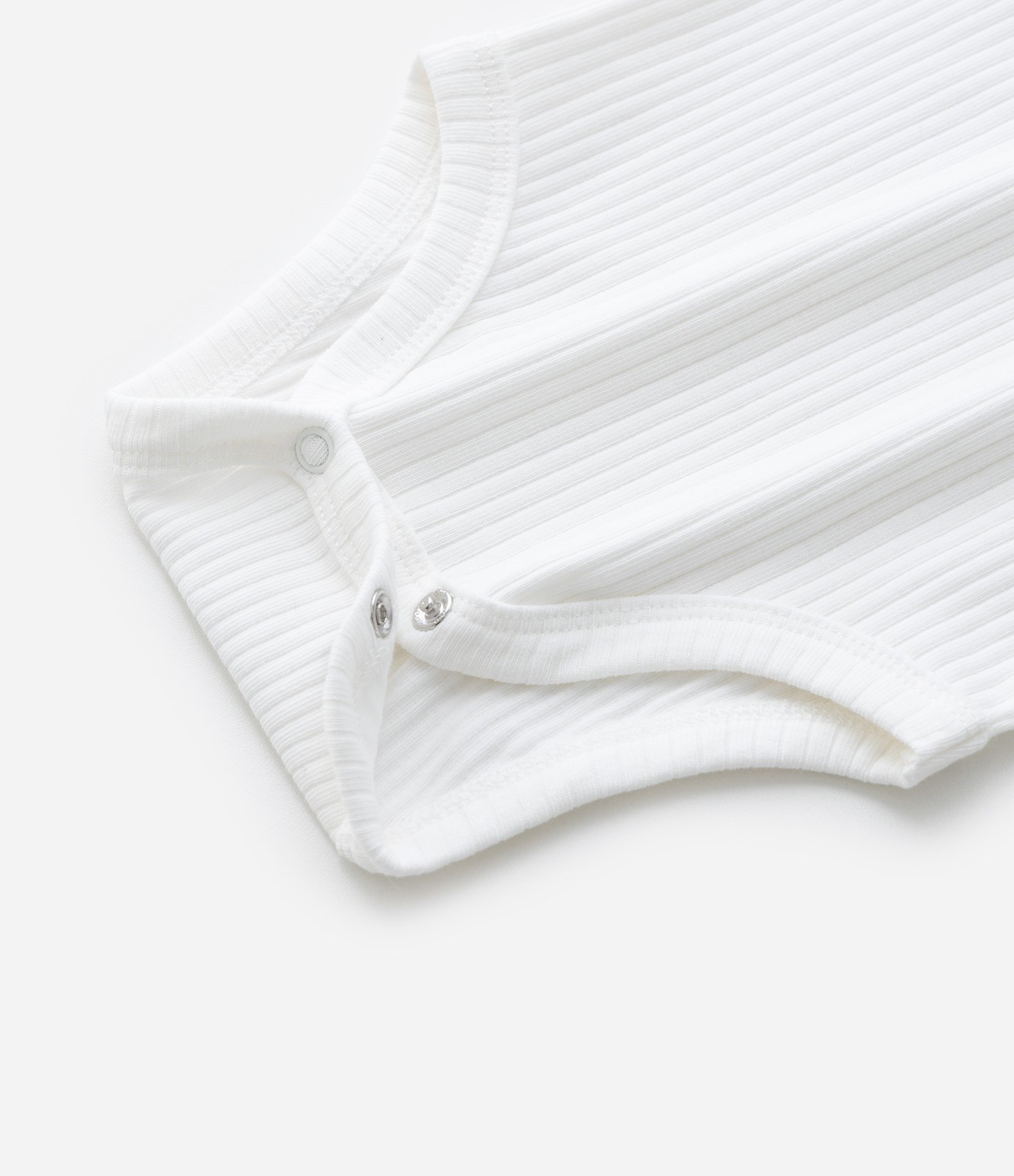 Body Infantil Canelado com Gola Boneca em Broderie - Tam 0 a 18 meses Branco 8