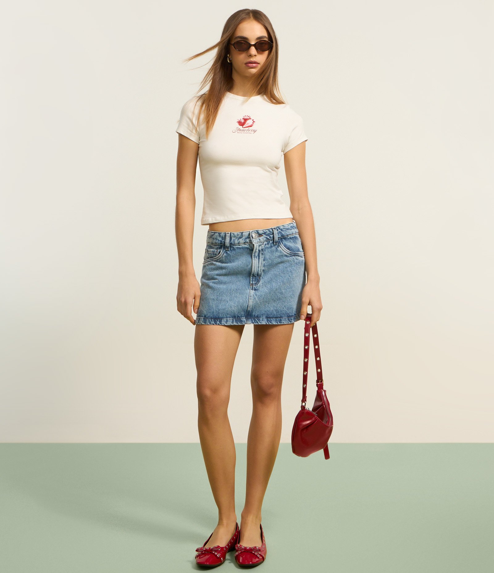 Minissaia em Jeans com Cintura Média Azul 5