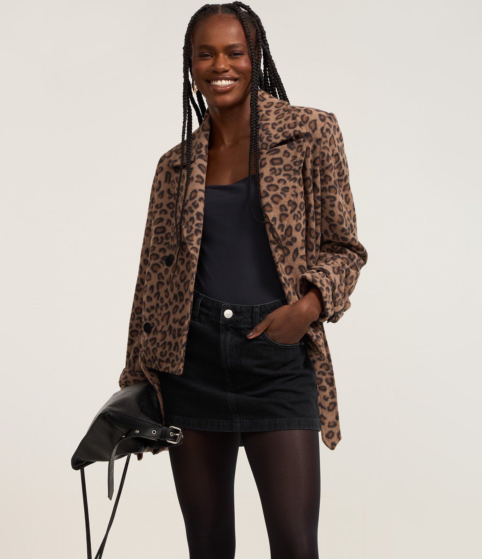 Minissaia em Jeans com Cintura Média Preto 2