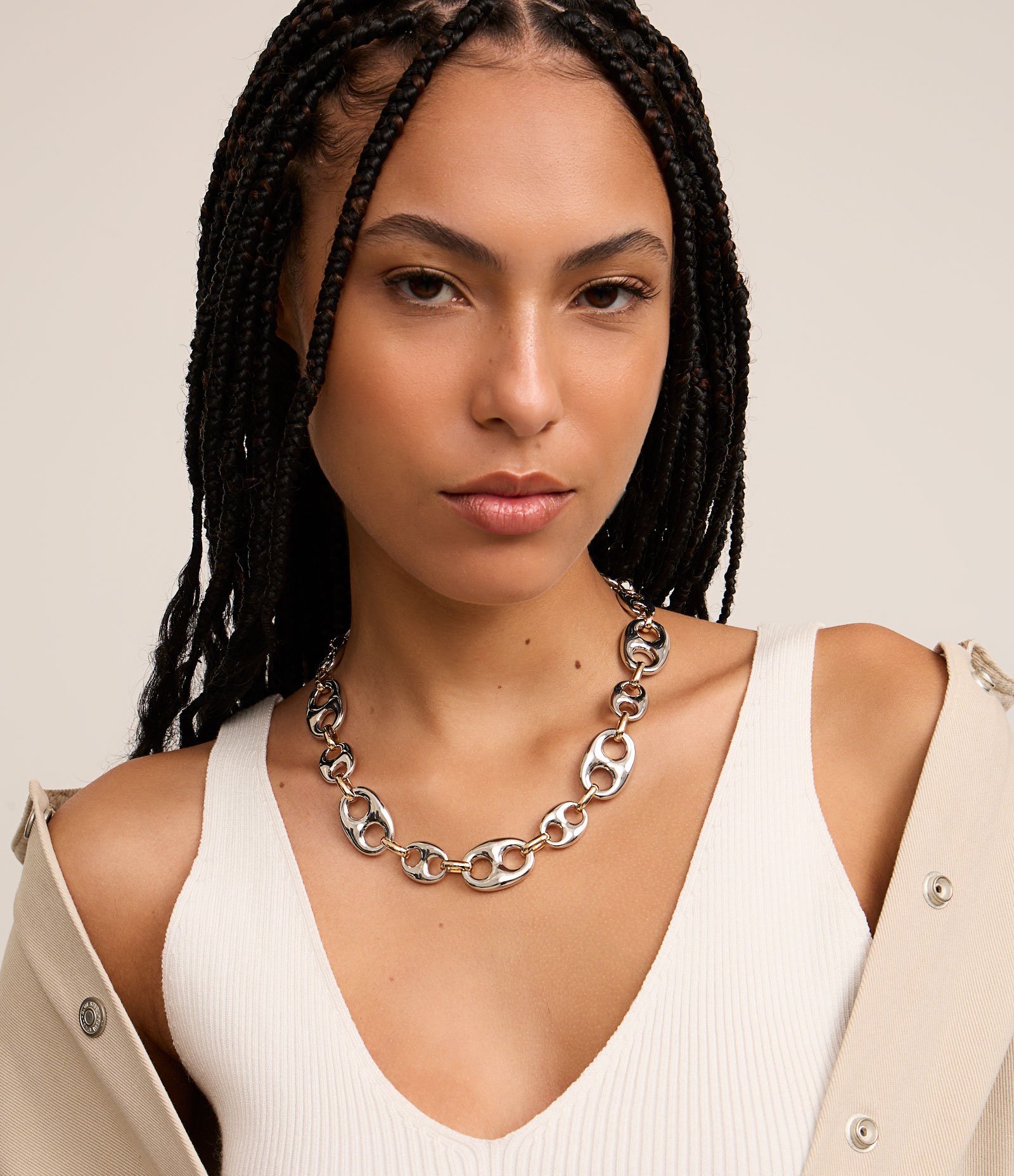 Colar Curto com Elos de Latinha Prata/Dourado 1